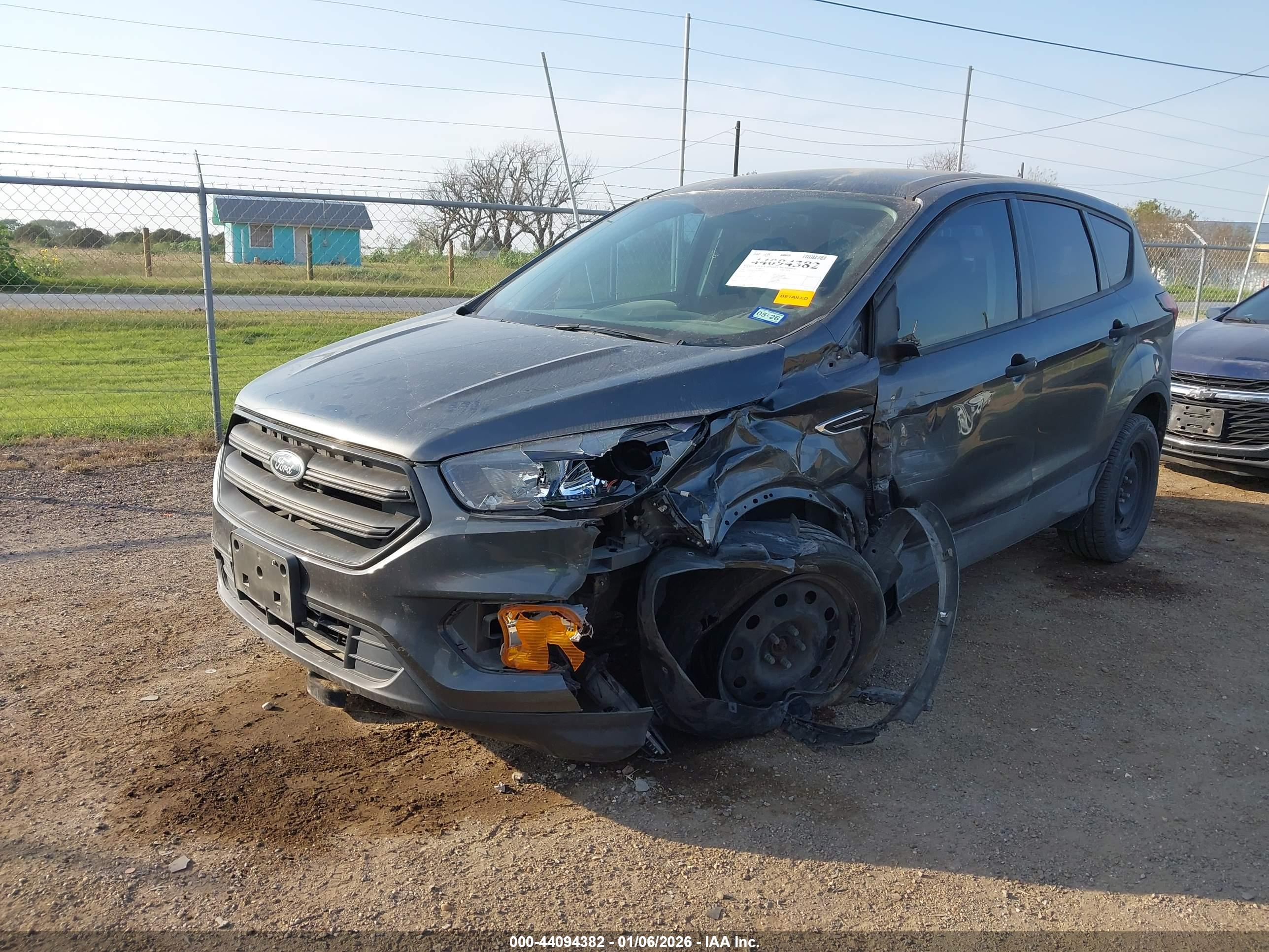 FORD ESCAPE image 2