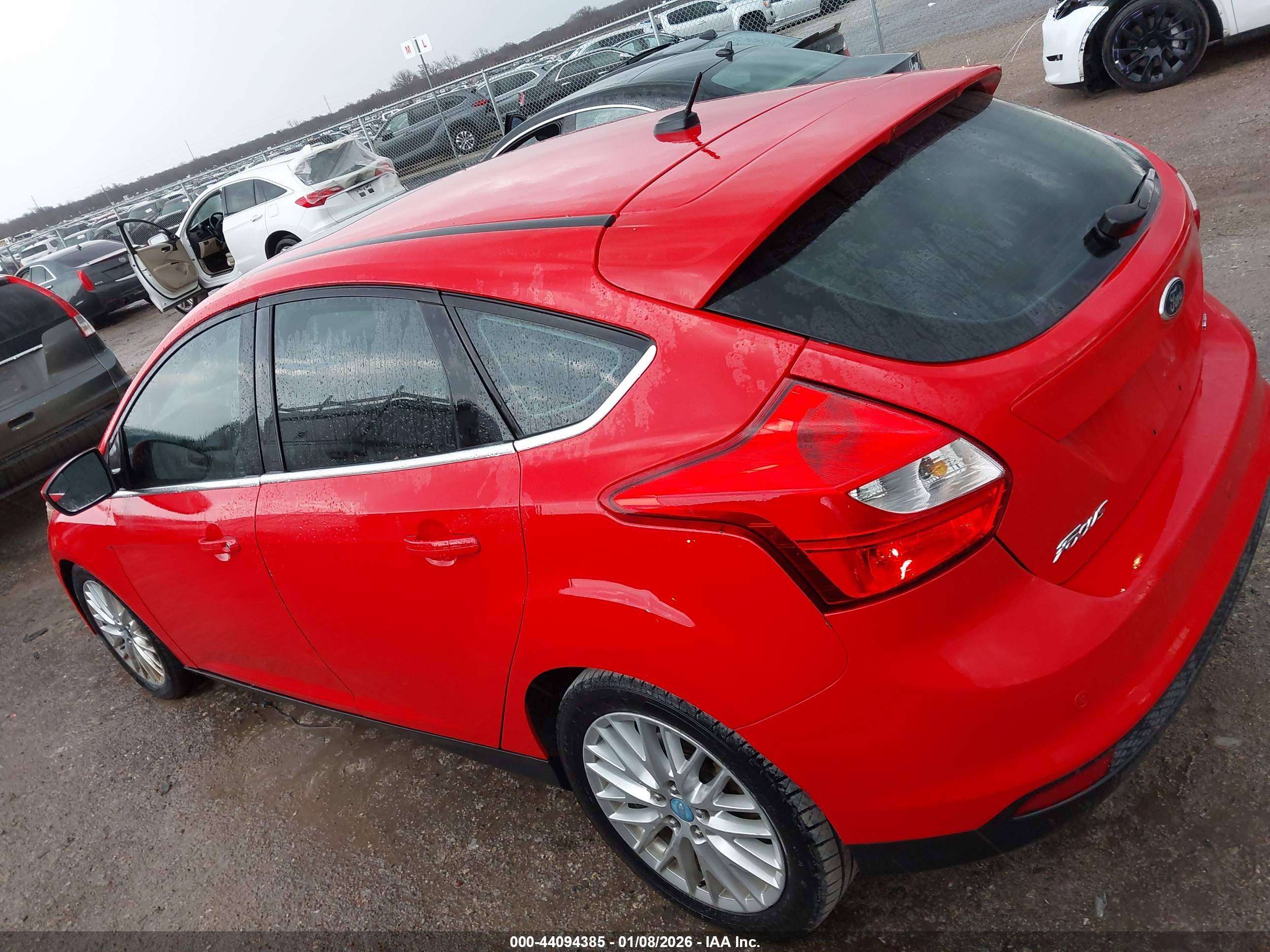 FORD FOCUS image 3