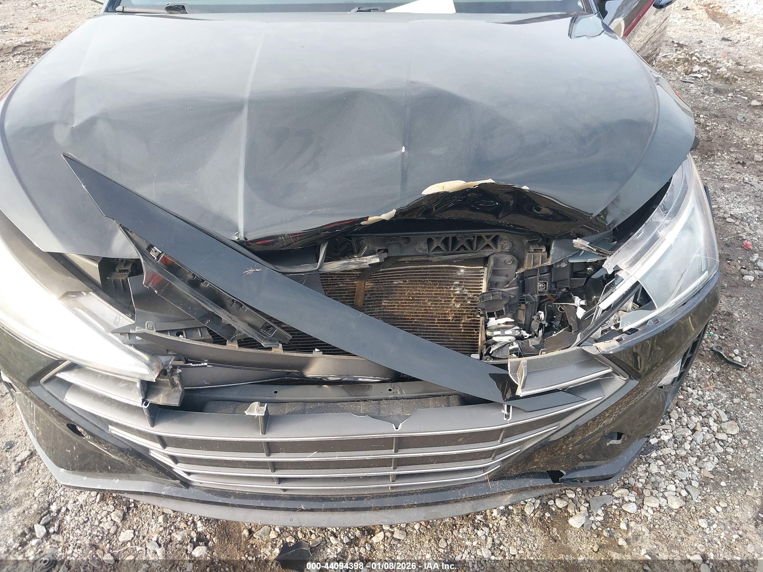 HYUNDAI ELANTRA image 6