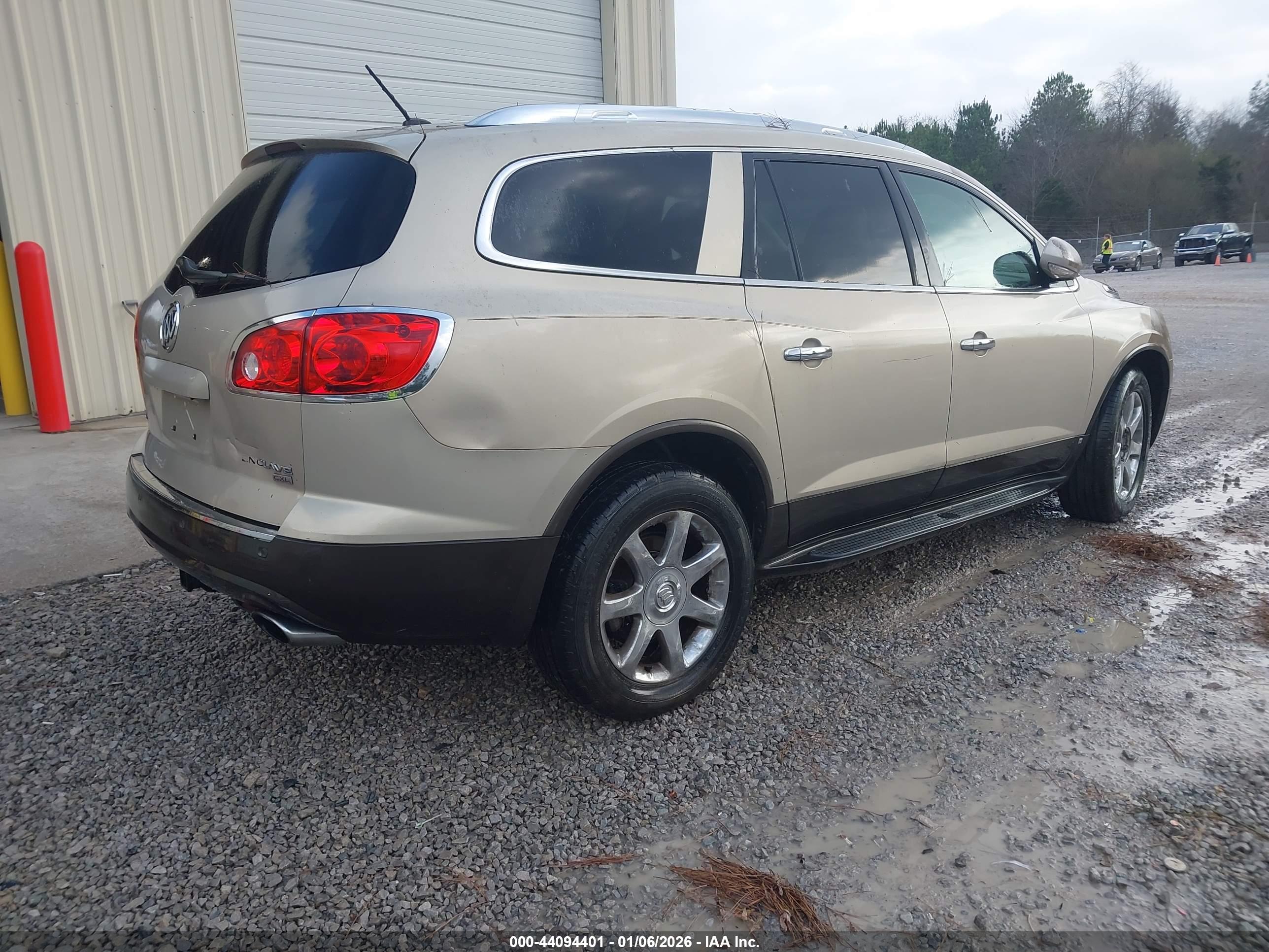 BUICK ENCLAVE image 4