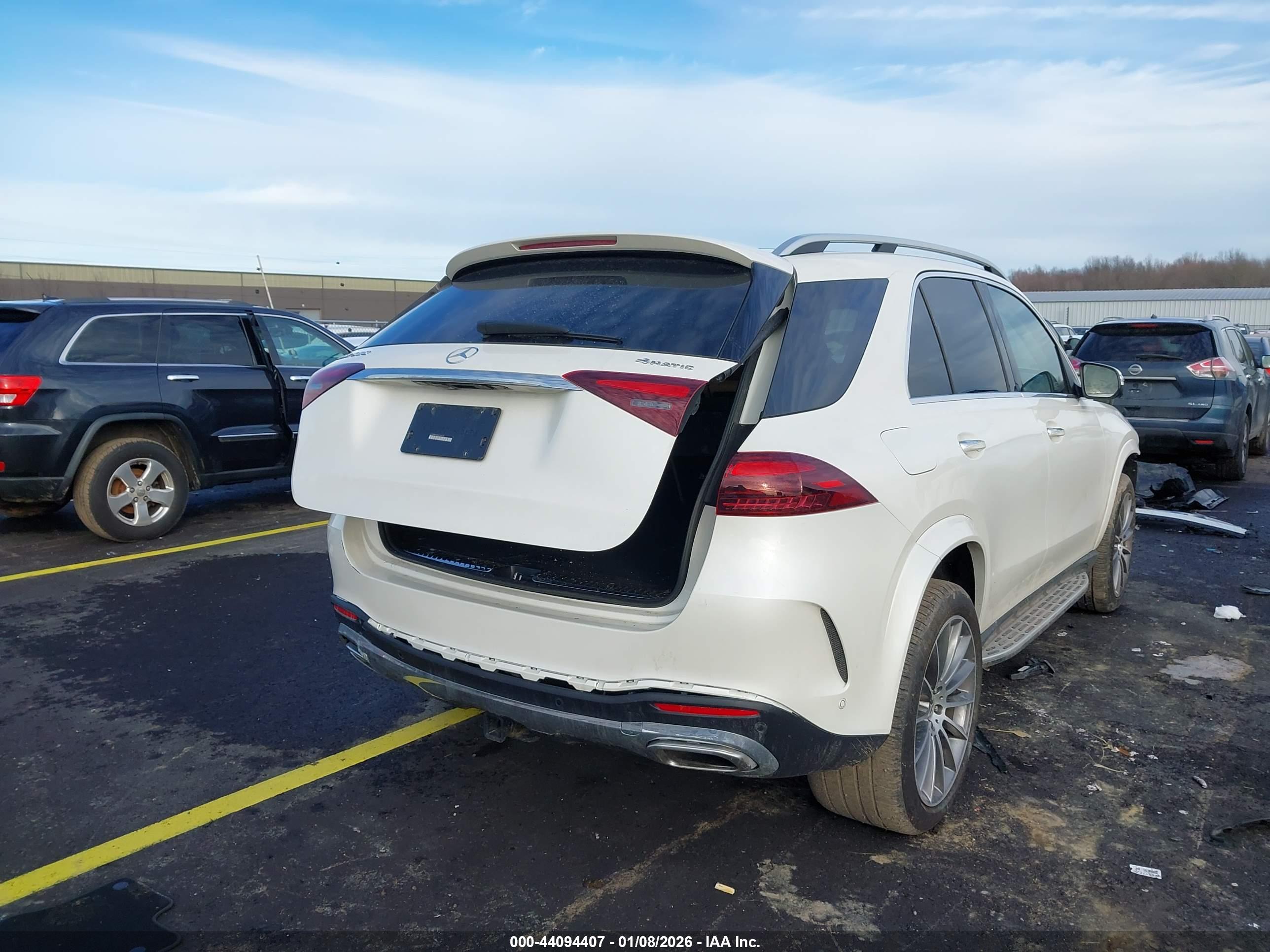 MERCEDES-BENZ GLE image 4