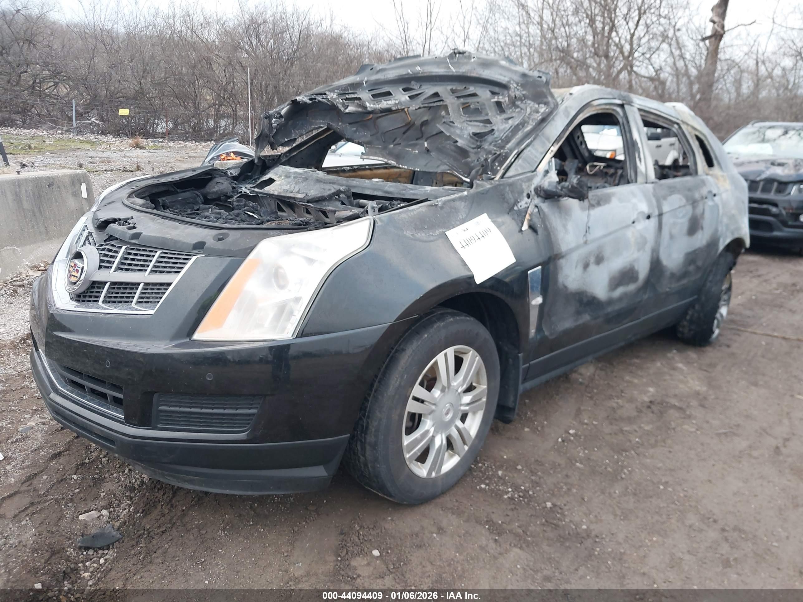 CADILLAC SRX image 2