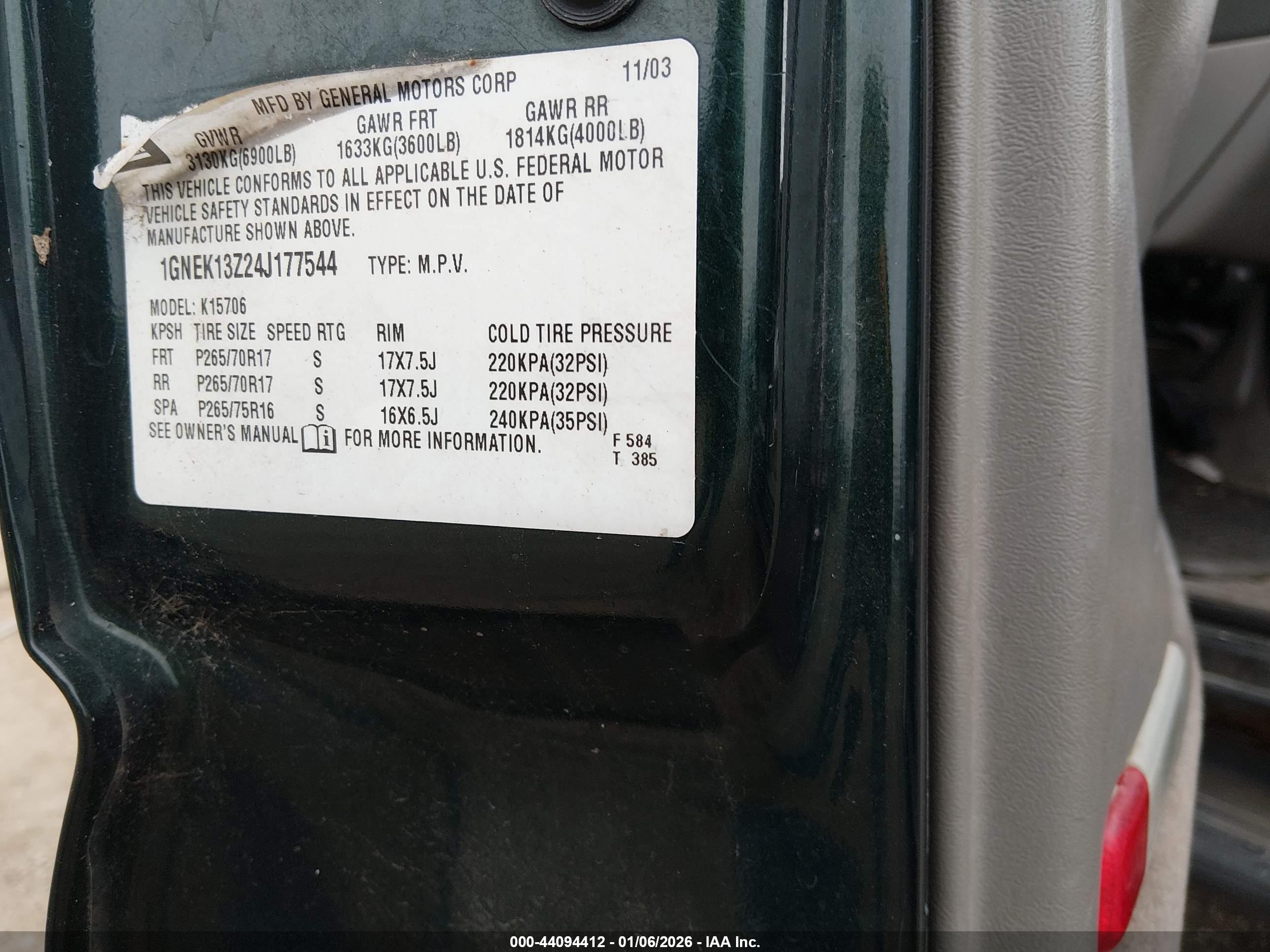 CHEVROLET TAHOE image 9