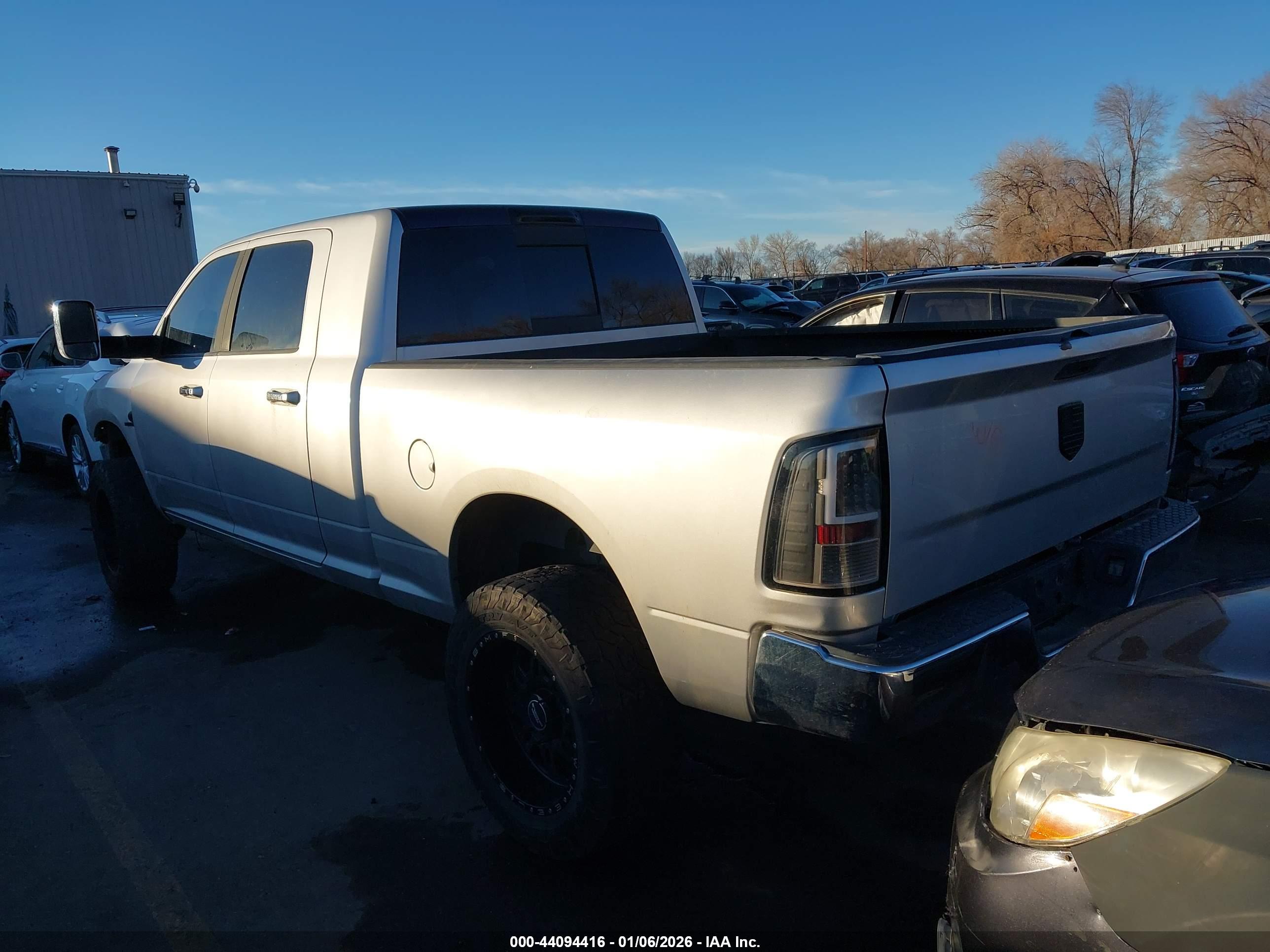 RAM 2500 image 3