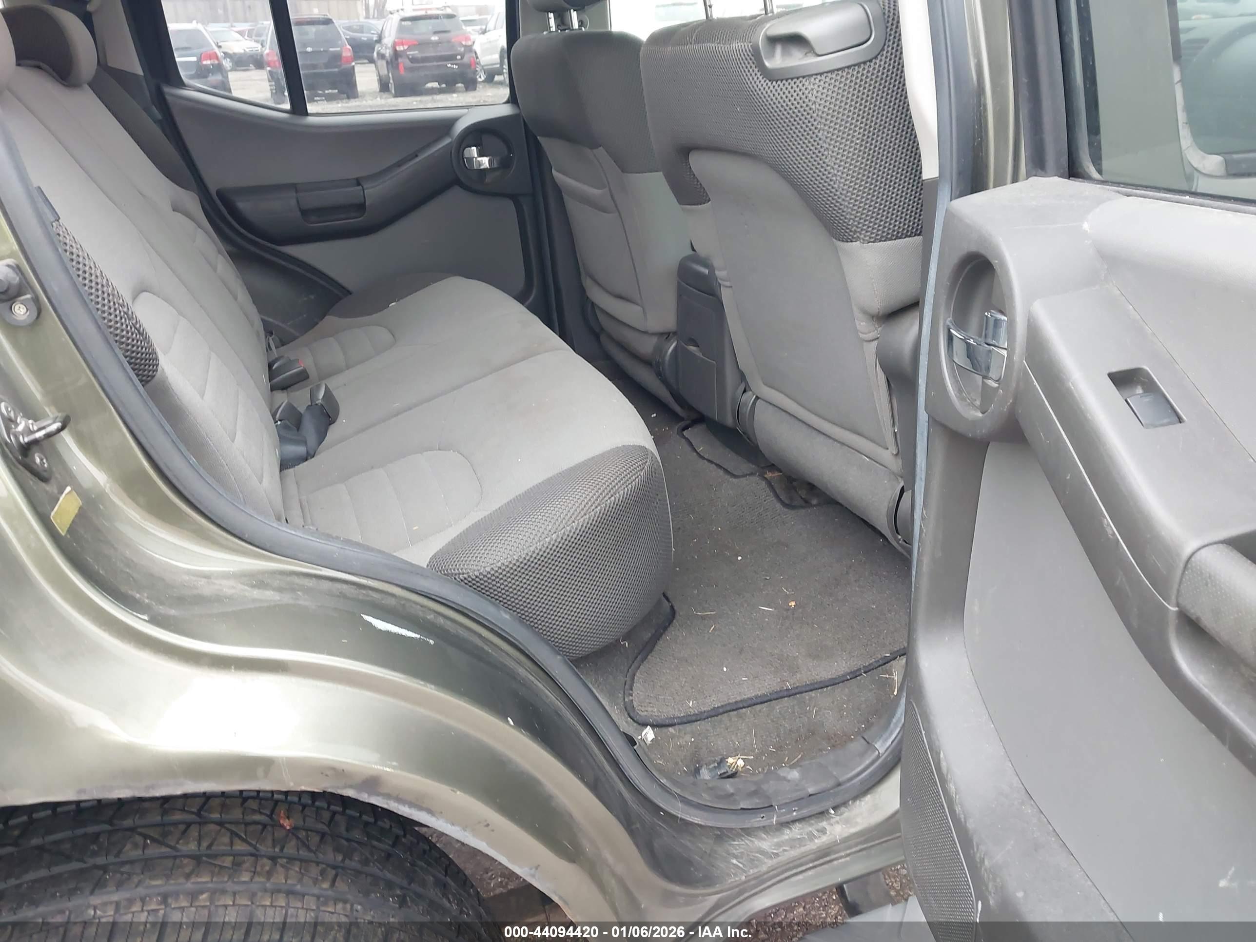 NISSAN XTERRA image 8