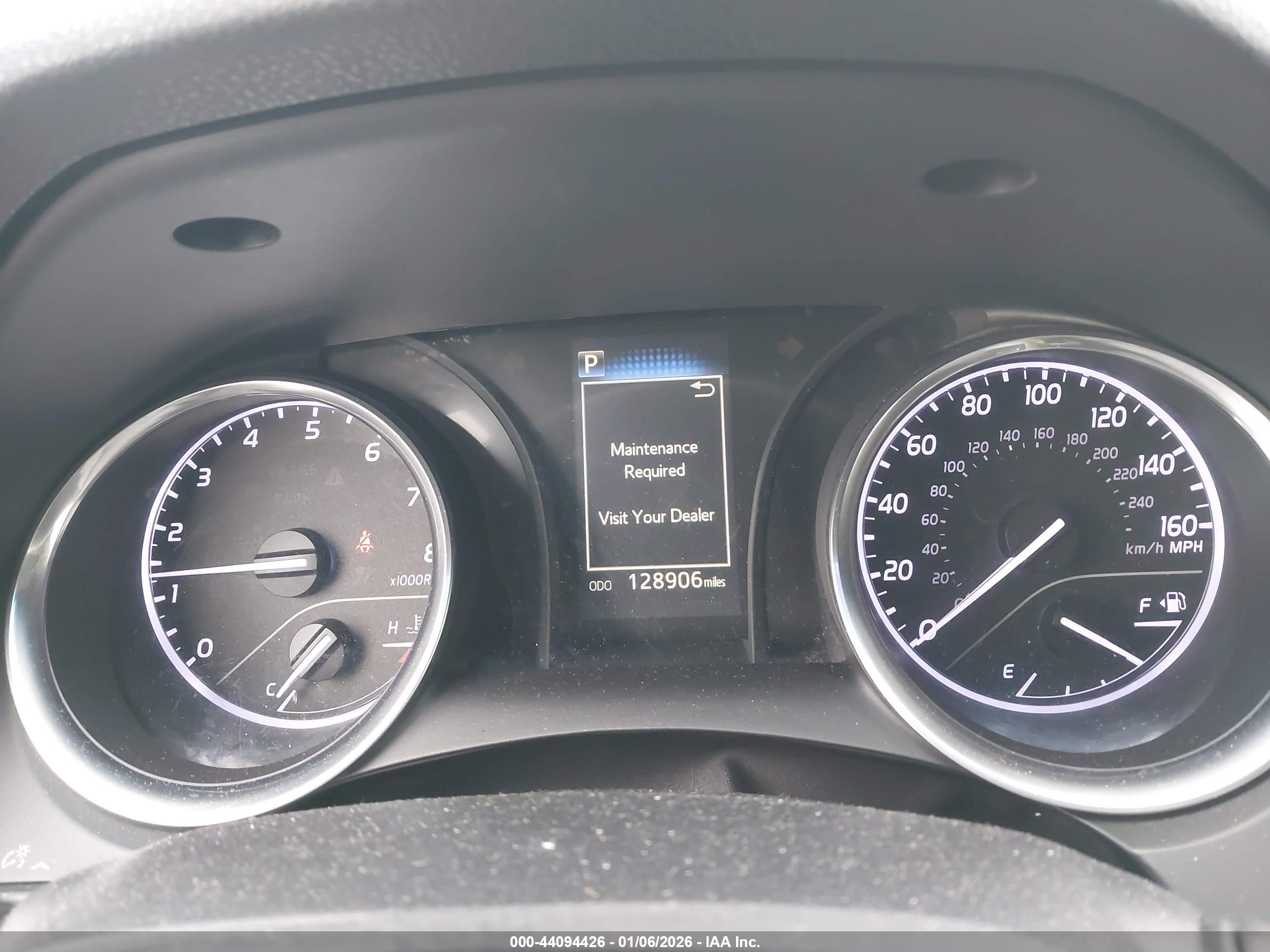 TOYOTA CAMRY image 7