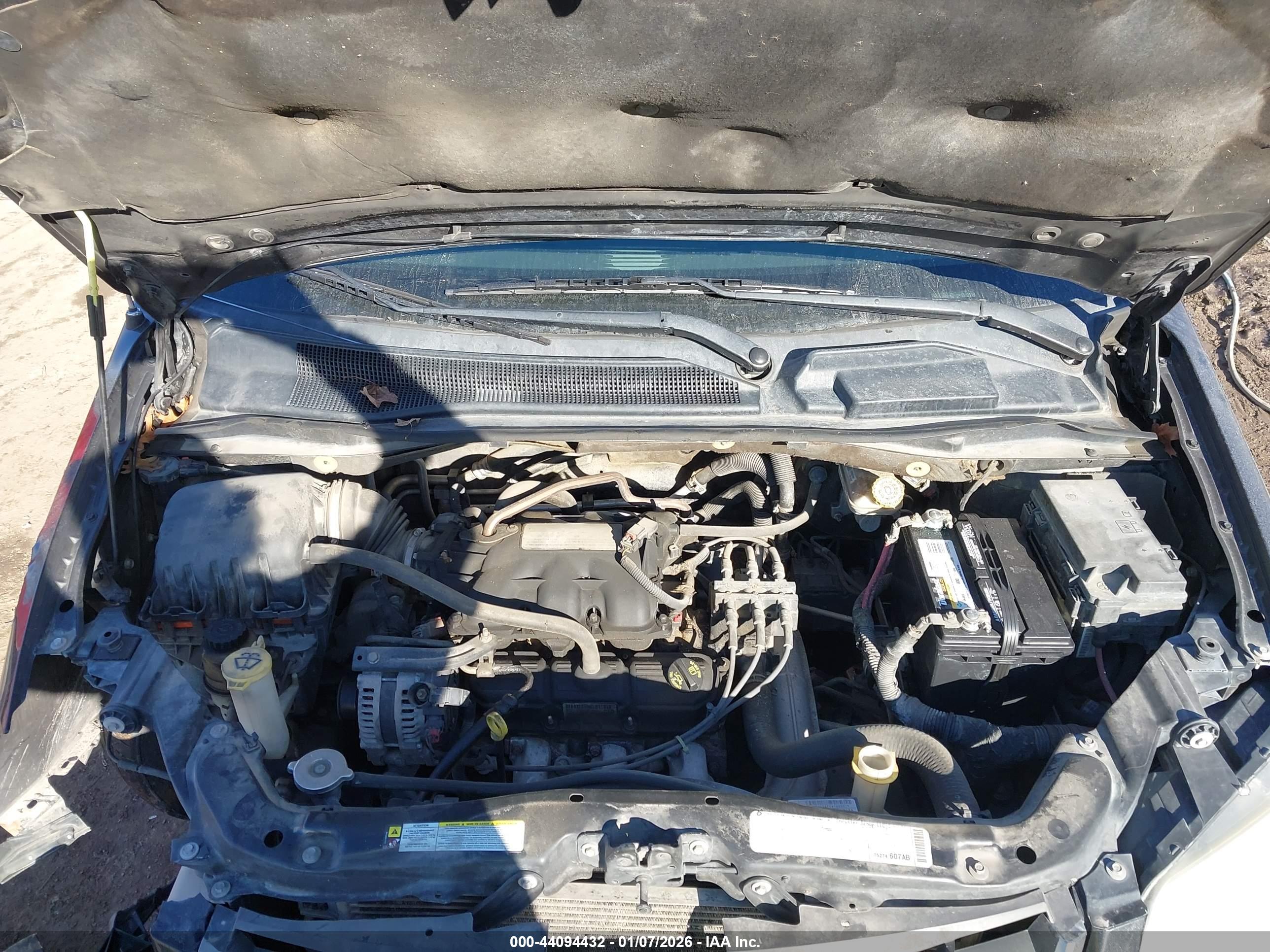 CHRYSLER TOWN image 10