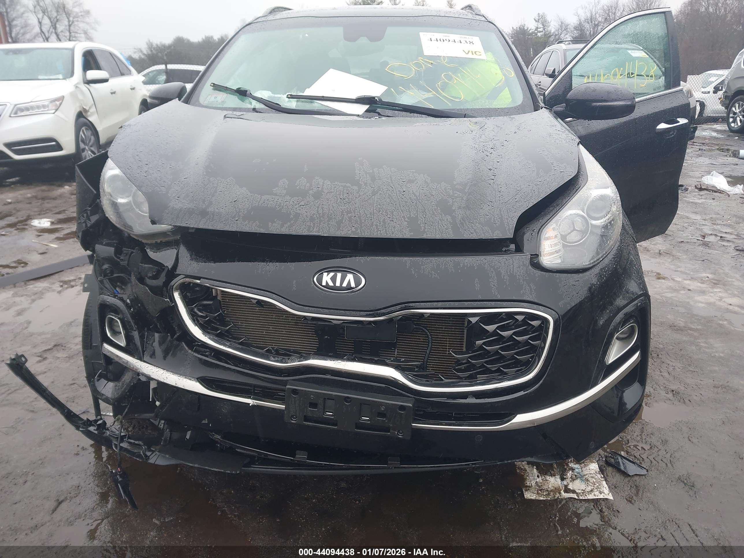 KIA SPORTAGE image 6