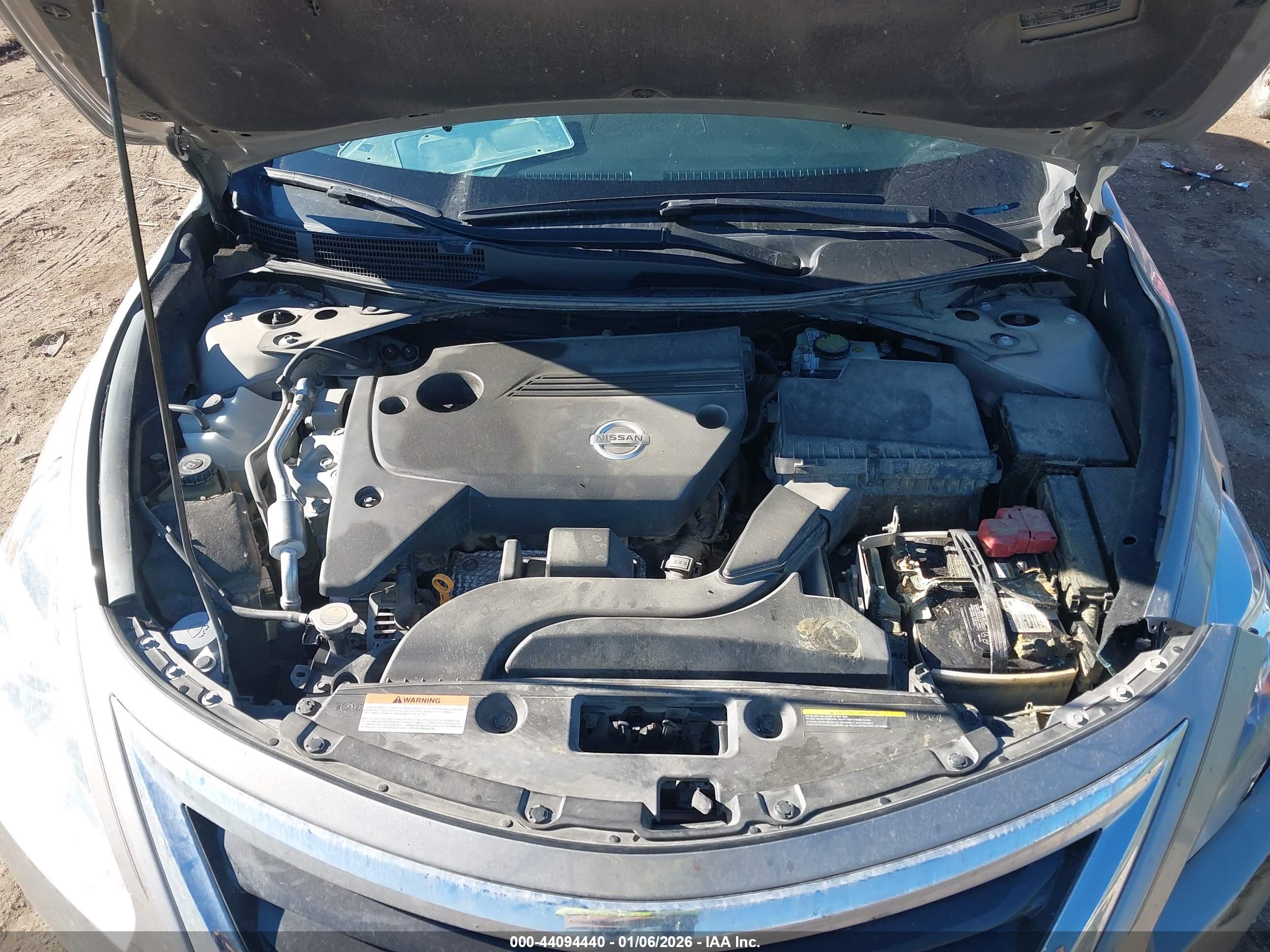 NISSAN ALTIMA image 10