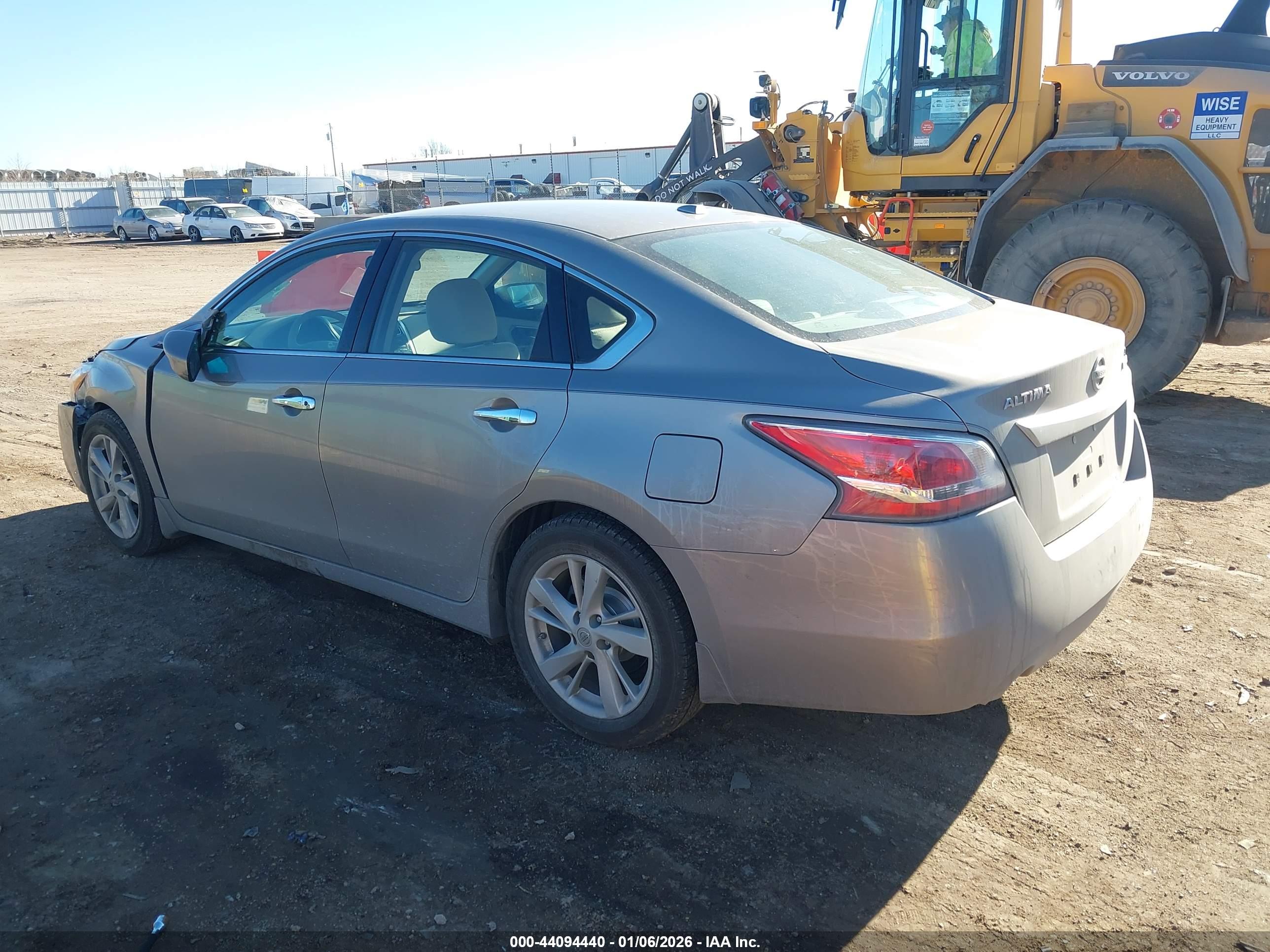 NISSAN ALTIMA image 3