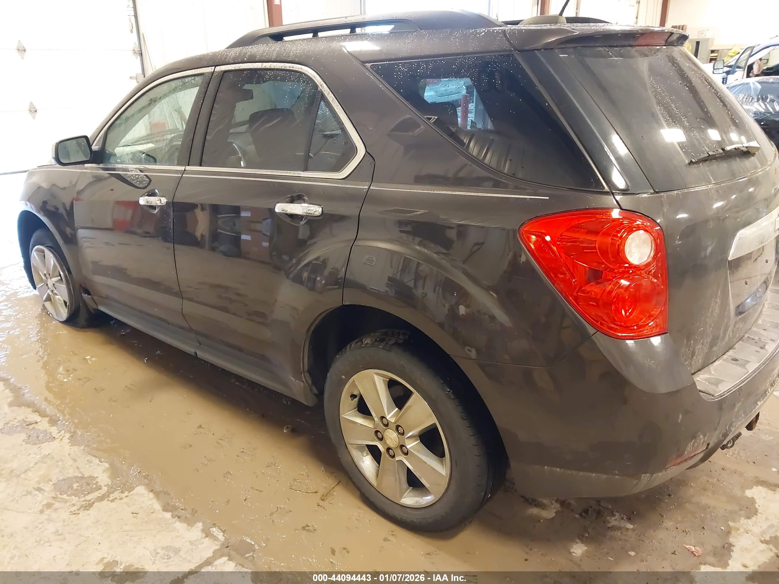 CHEVROLET EQUINOX image 3