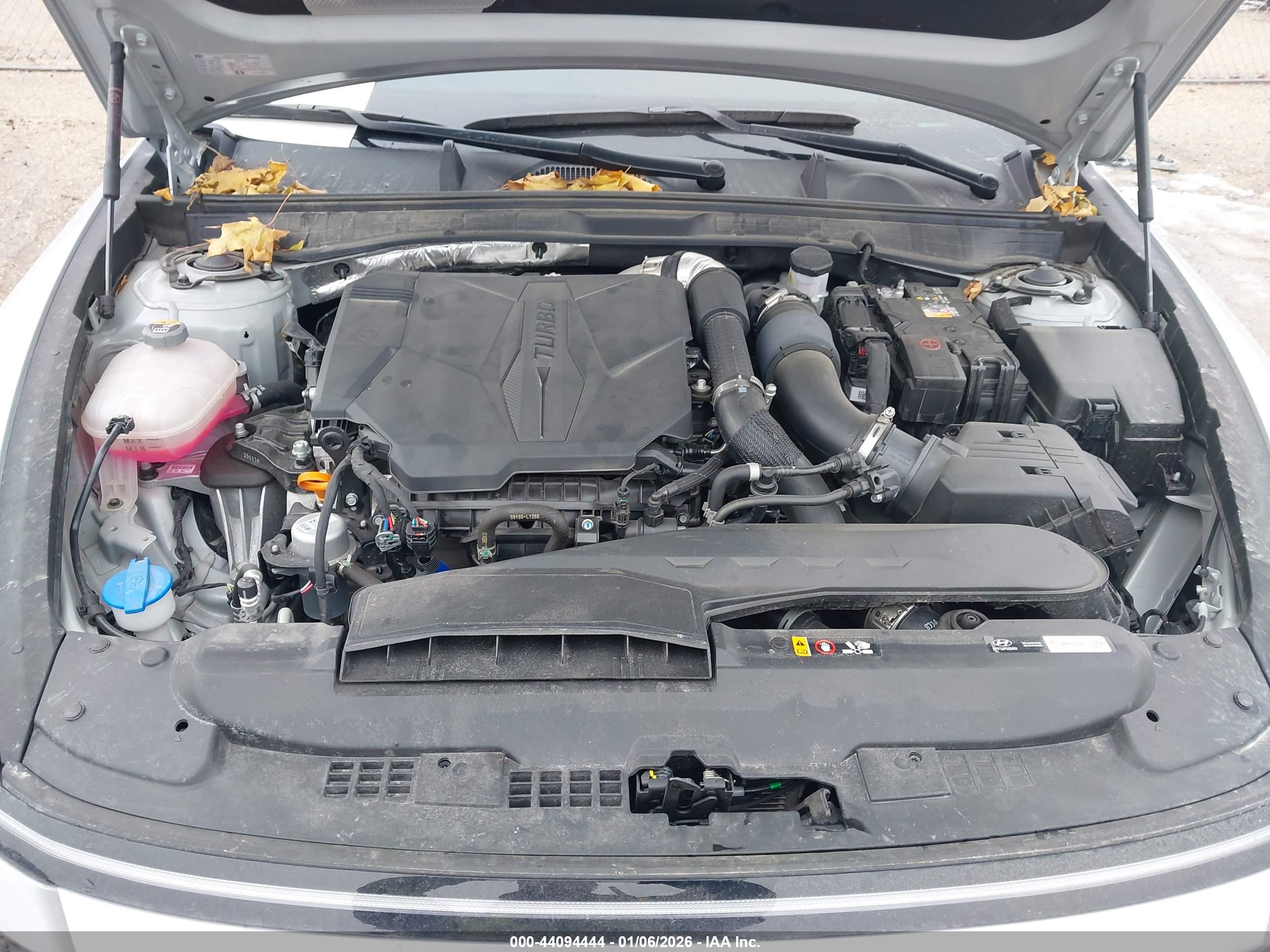 HYUNDAI SONATA image 10