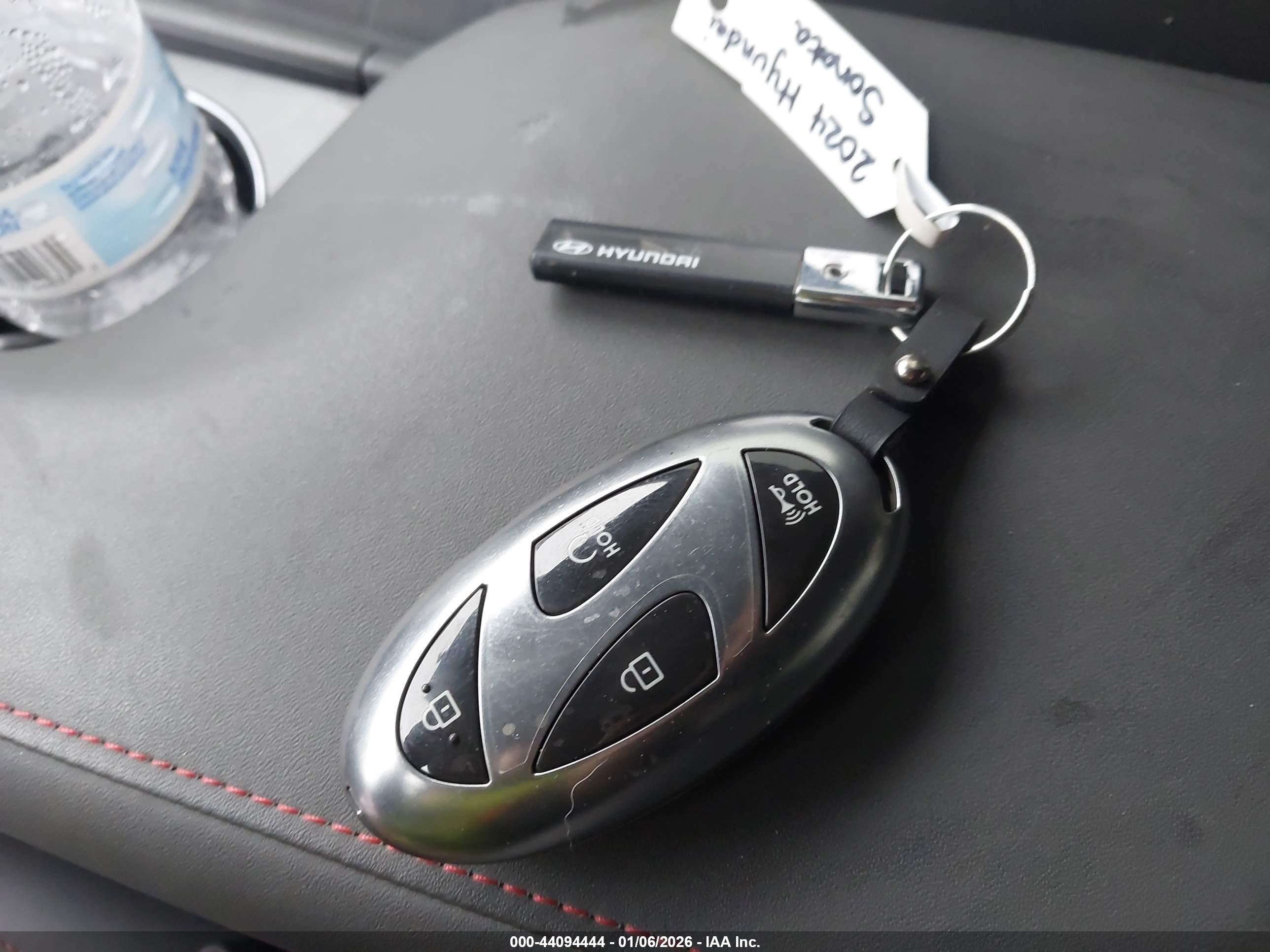 HYUNDAI SONATA image 11
