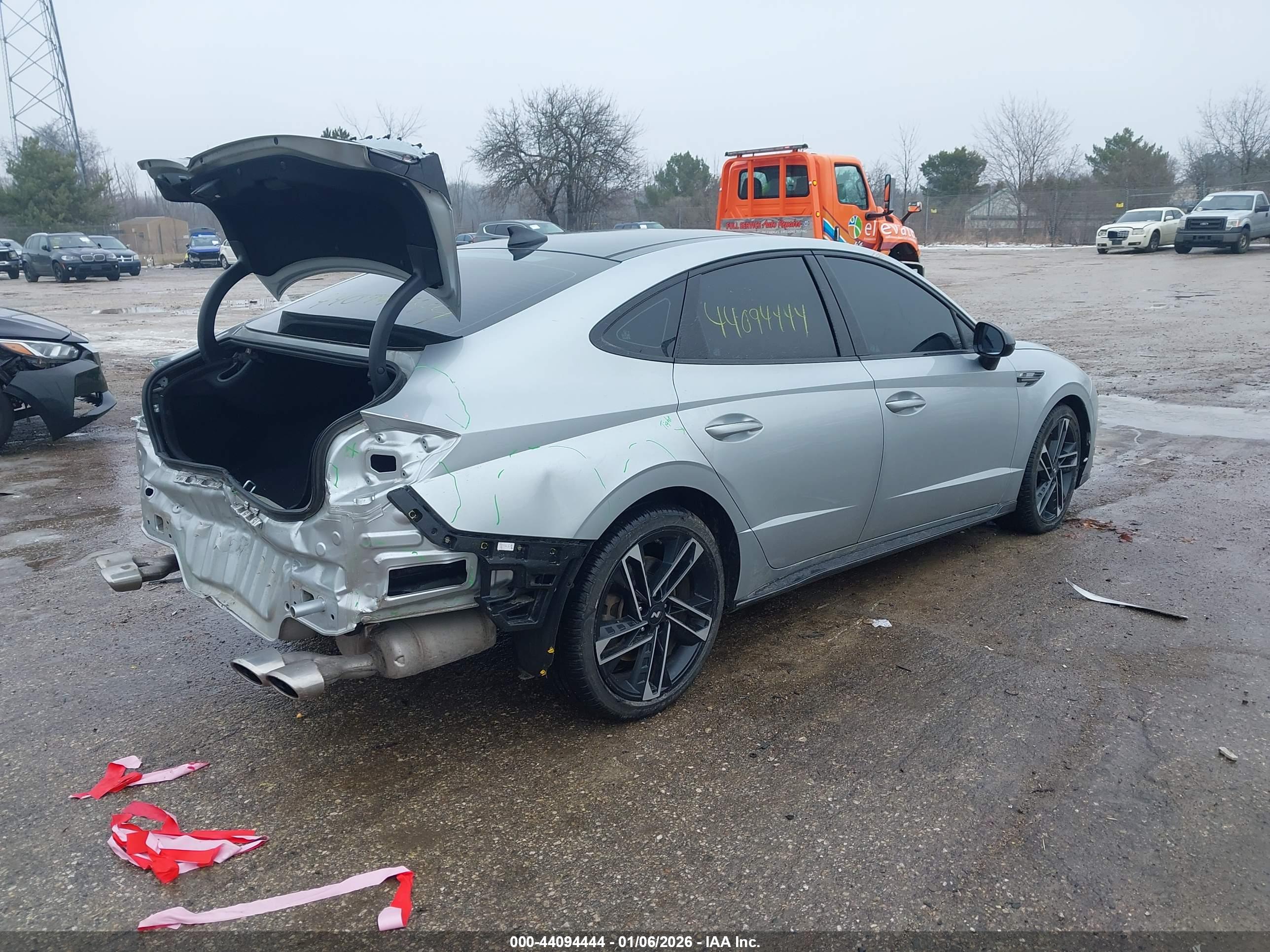 HYUNDAI SONATA image 4