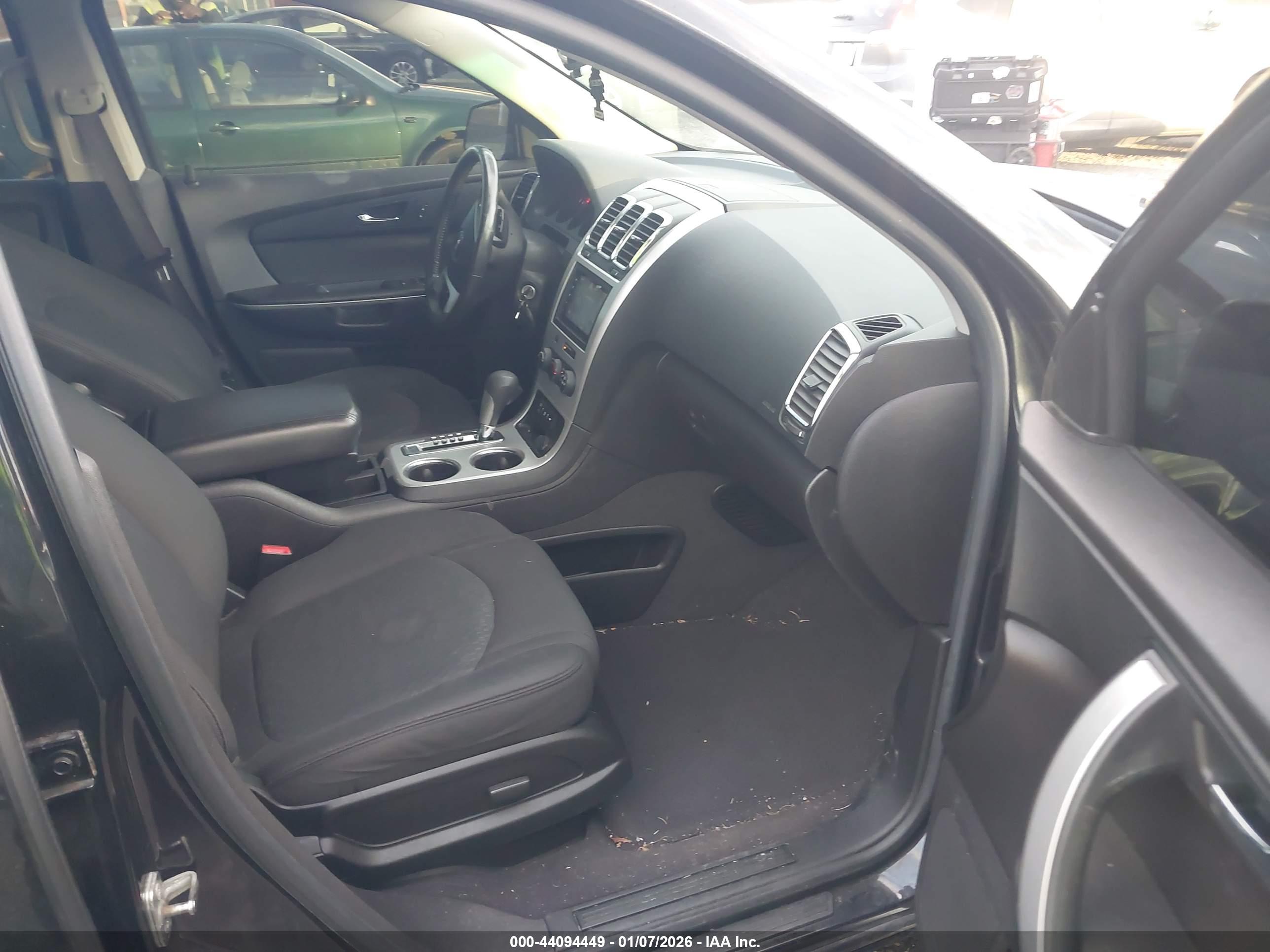 GMC ACADIA image 5