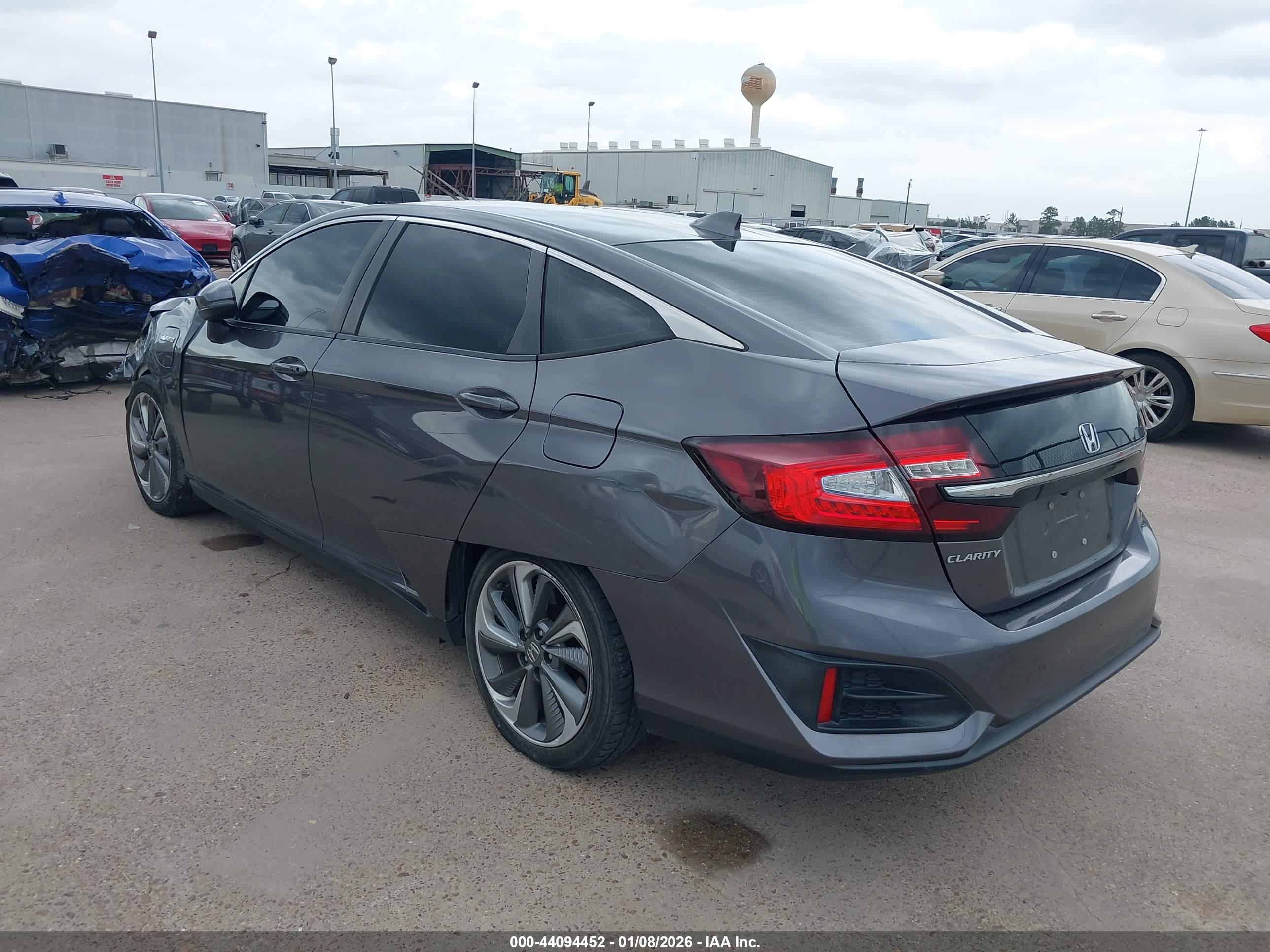 HONDA CLARITY image 3