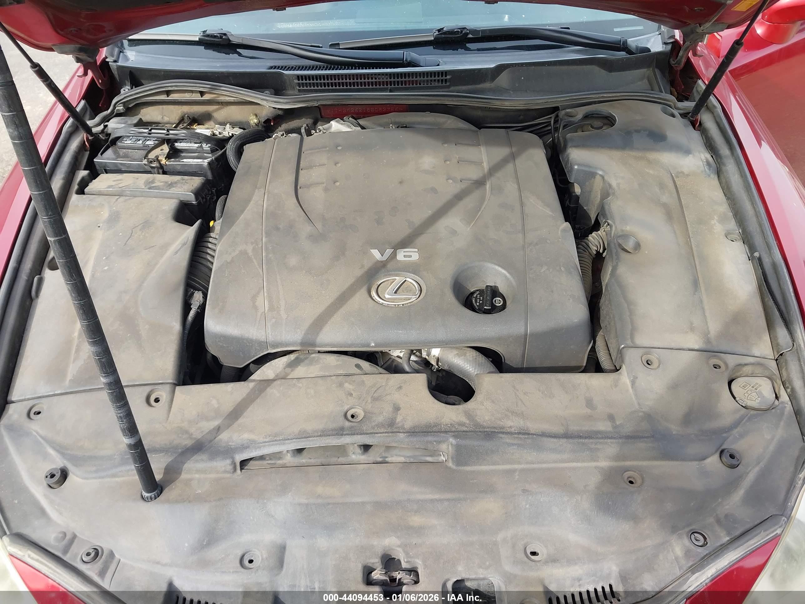 LEXUS IS image 10