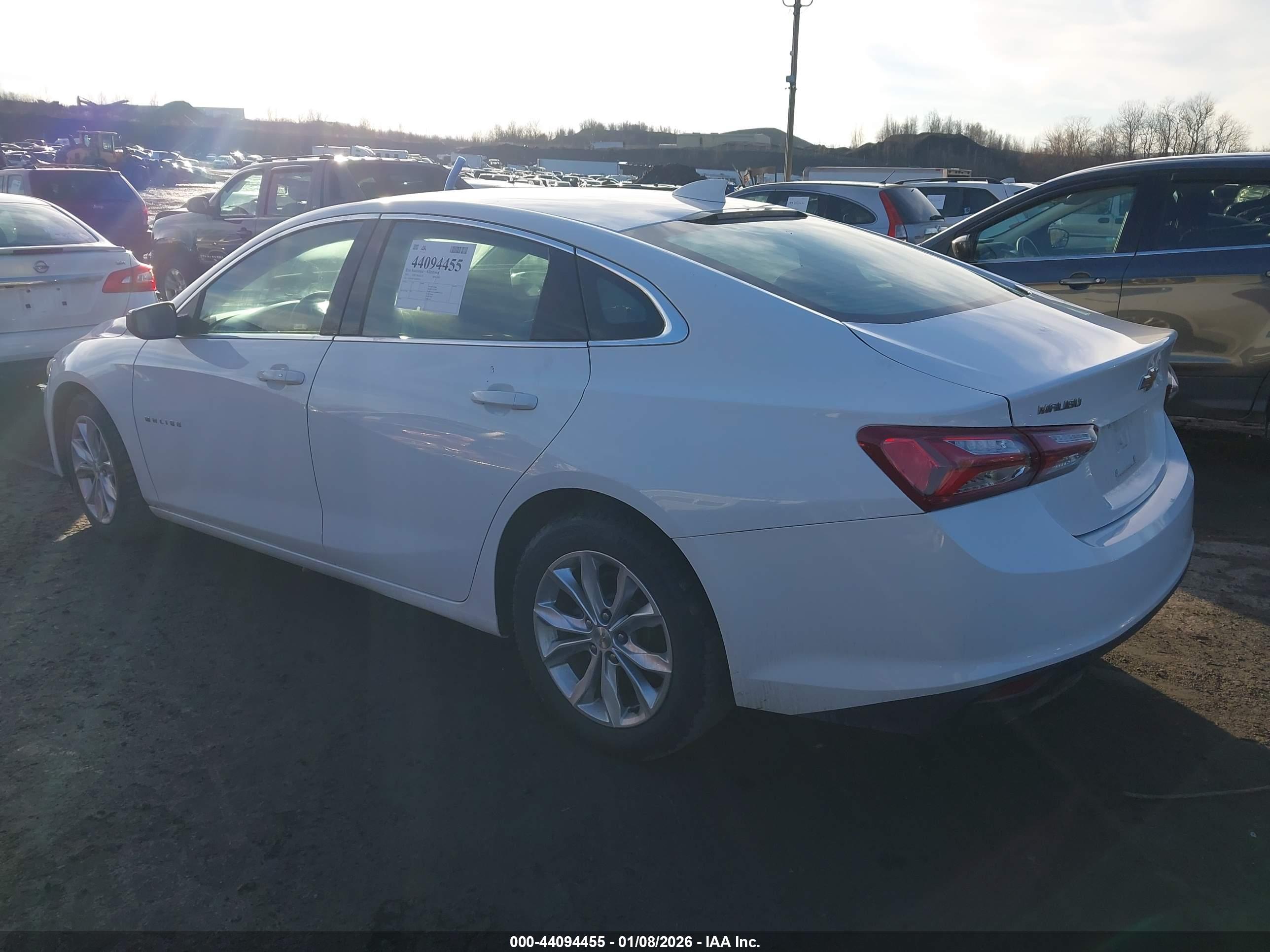 CHEVROLET MALIBU image 3