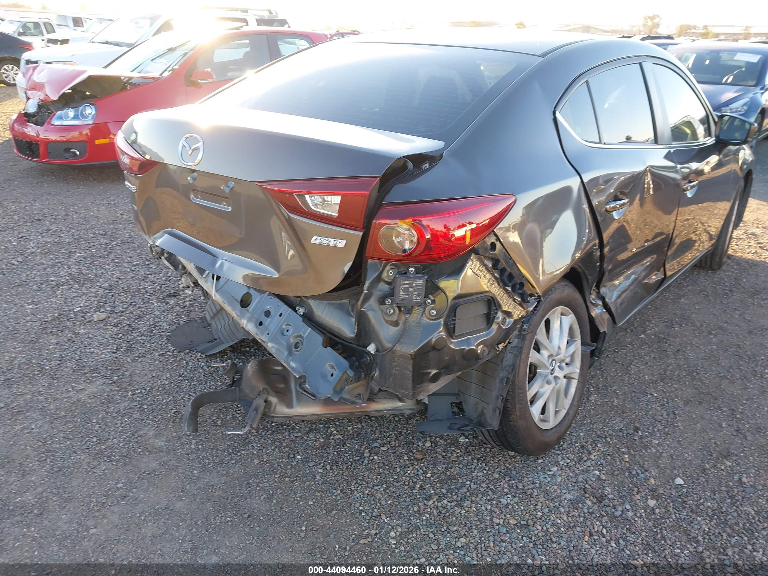 MAZDA MAZDA3 image 6