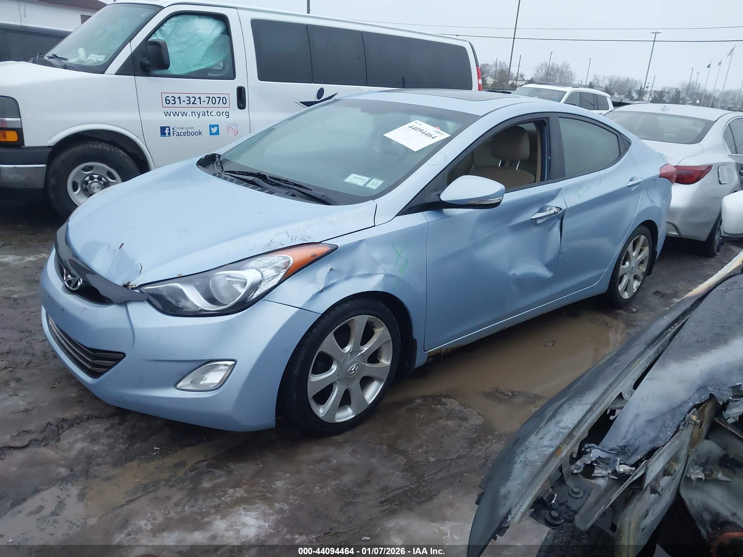 HYUNDAI ELANTRA image 2