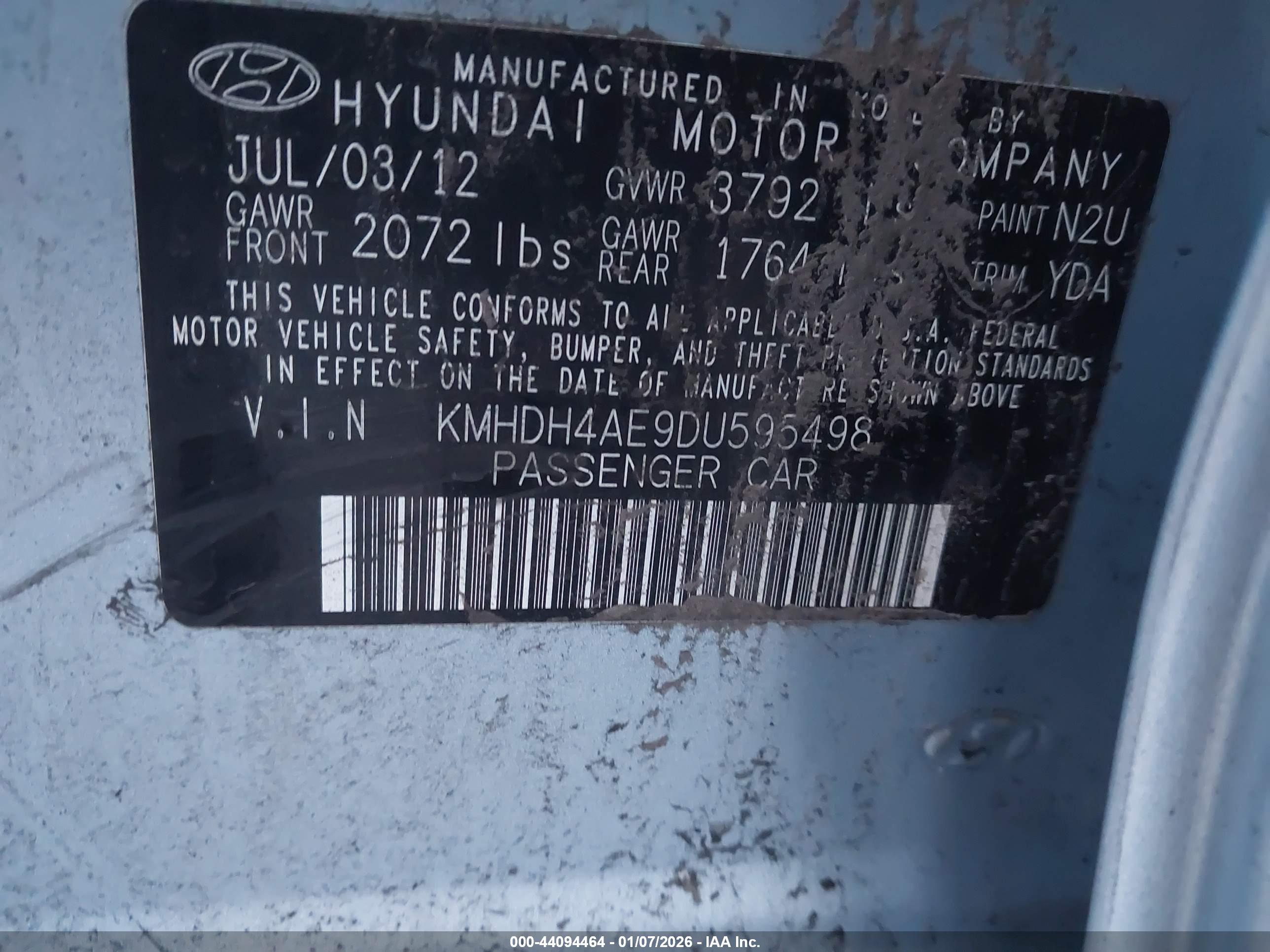 HYUNDAI ELANTRA image 9
