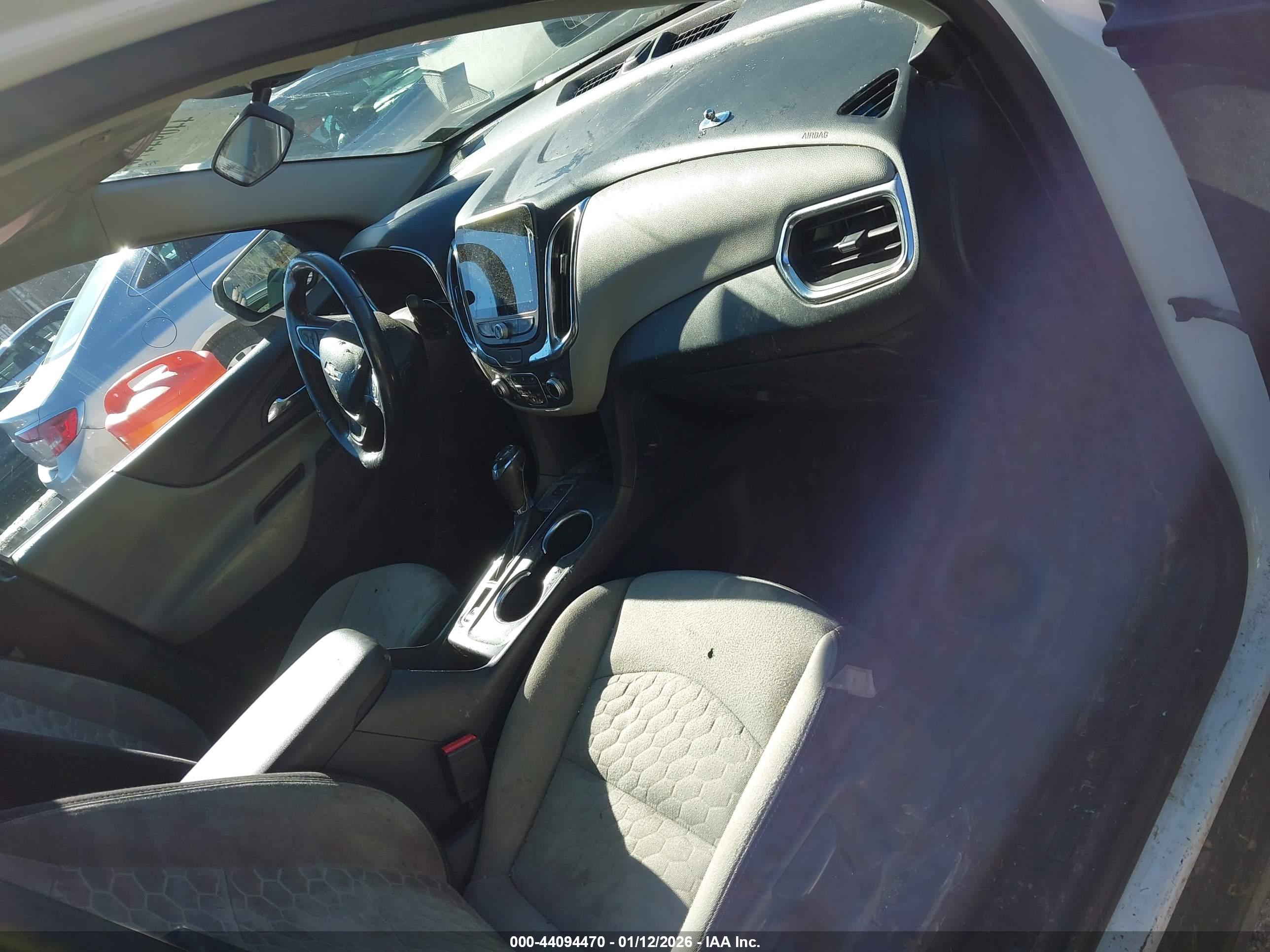 CHEVROLET EQUINOX image 5