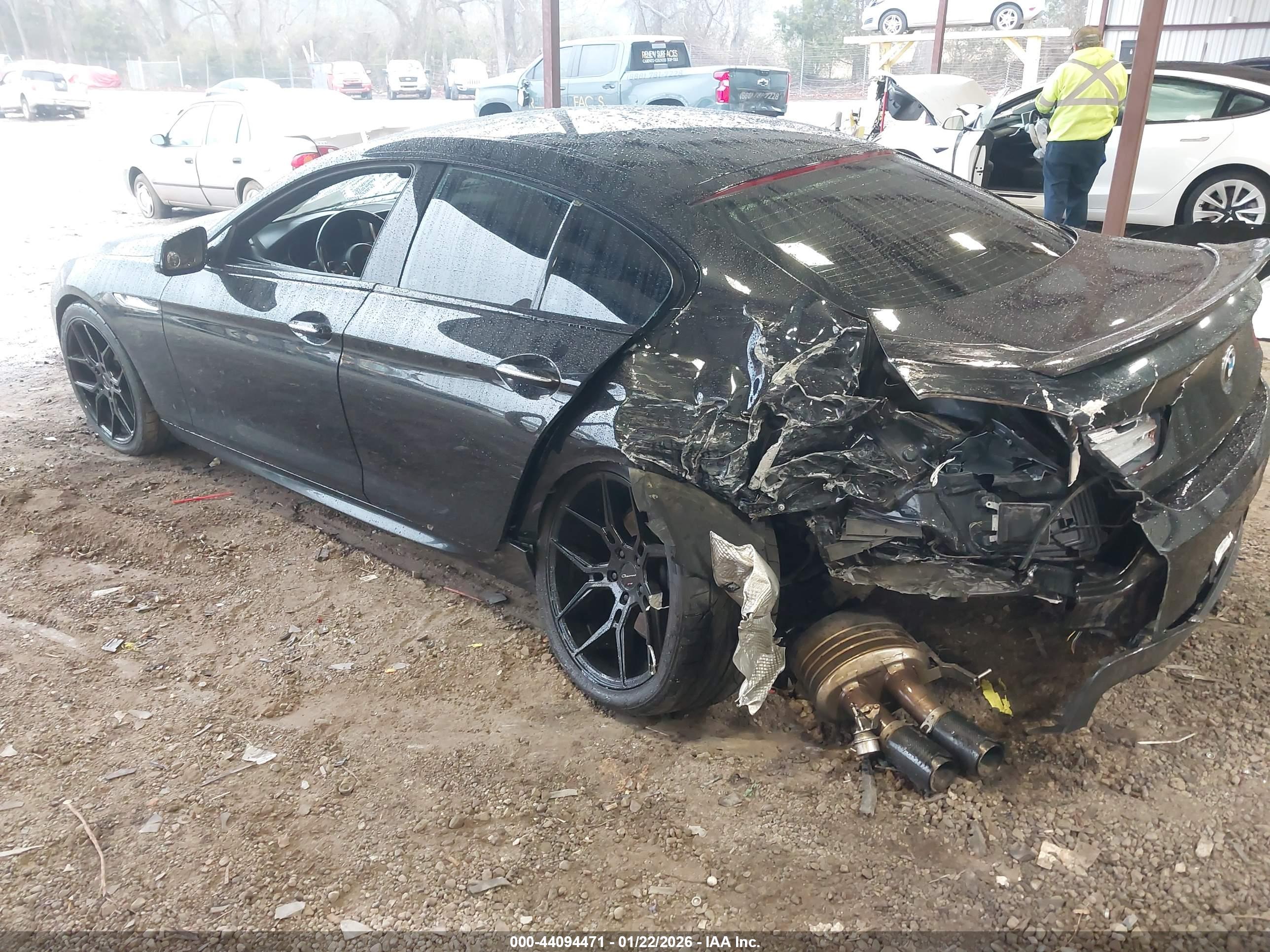 BMW 650I image 3