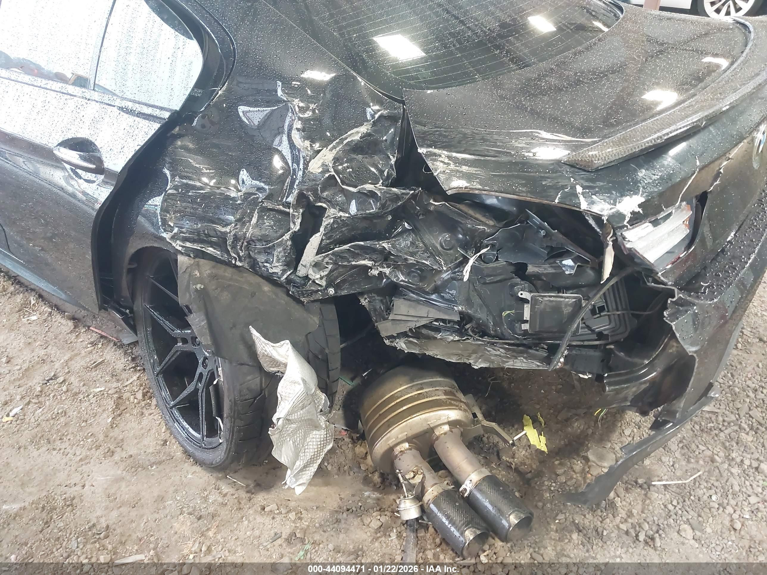 BMW 650I image 6