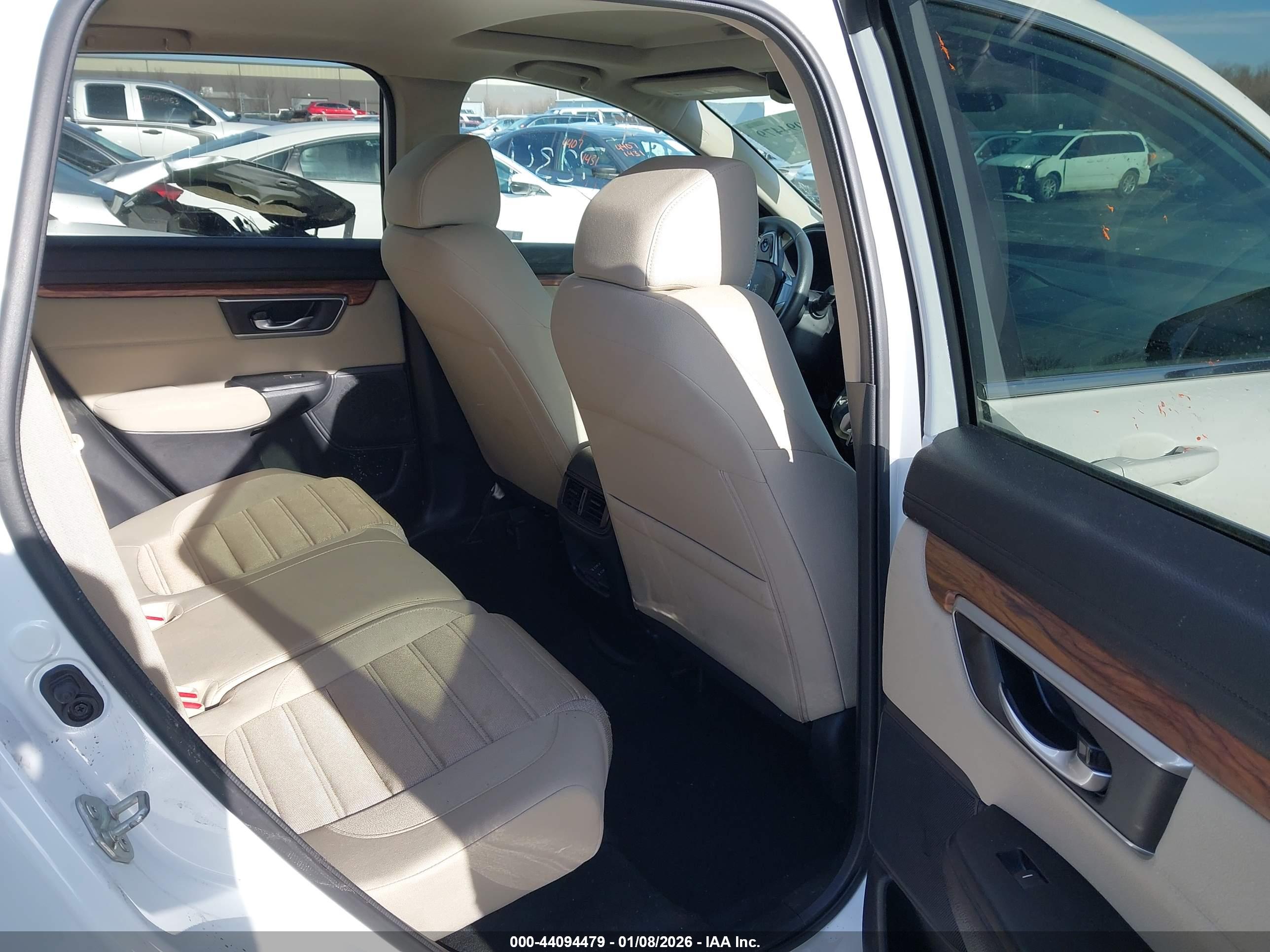 HONDA CR-V image 8