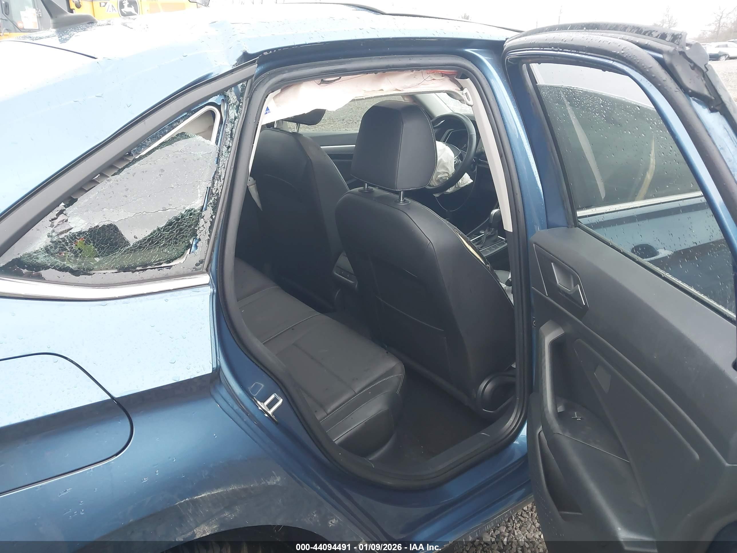 VOLKSWAGEN JETTA image 8