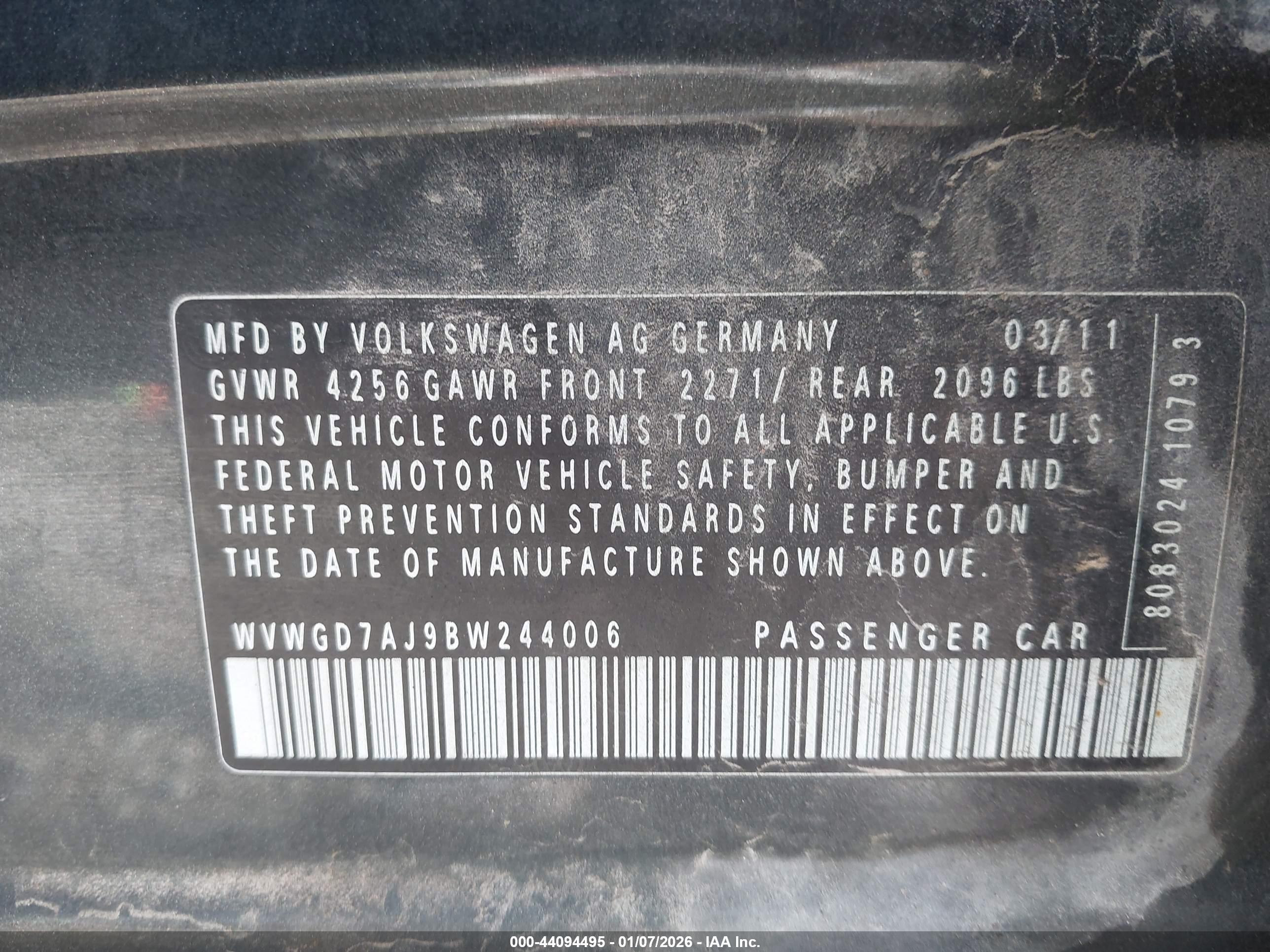 VOLKSWAGEN GTI image 9