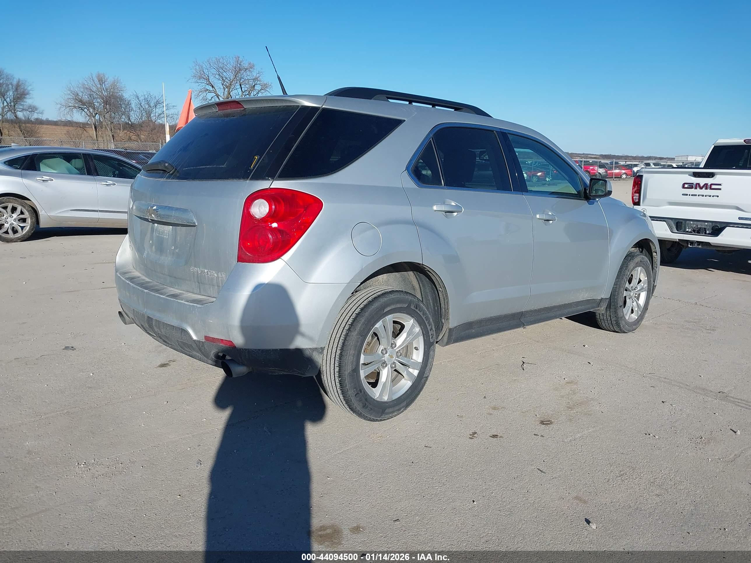 CHEVROLET EQUINOX image 4