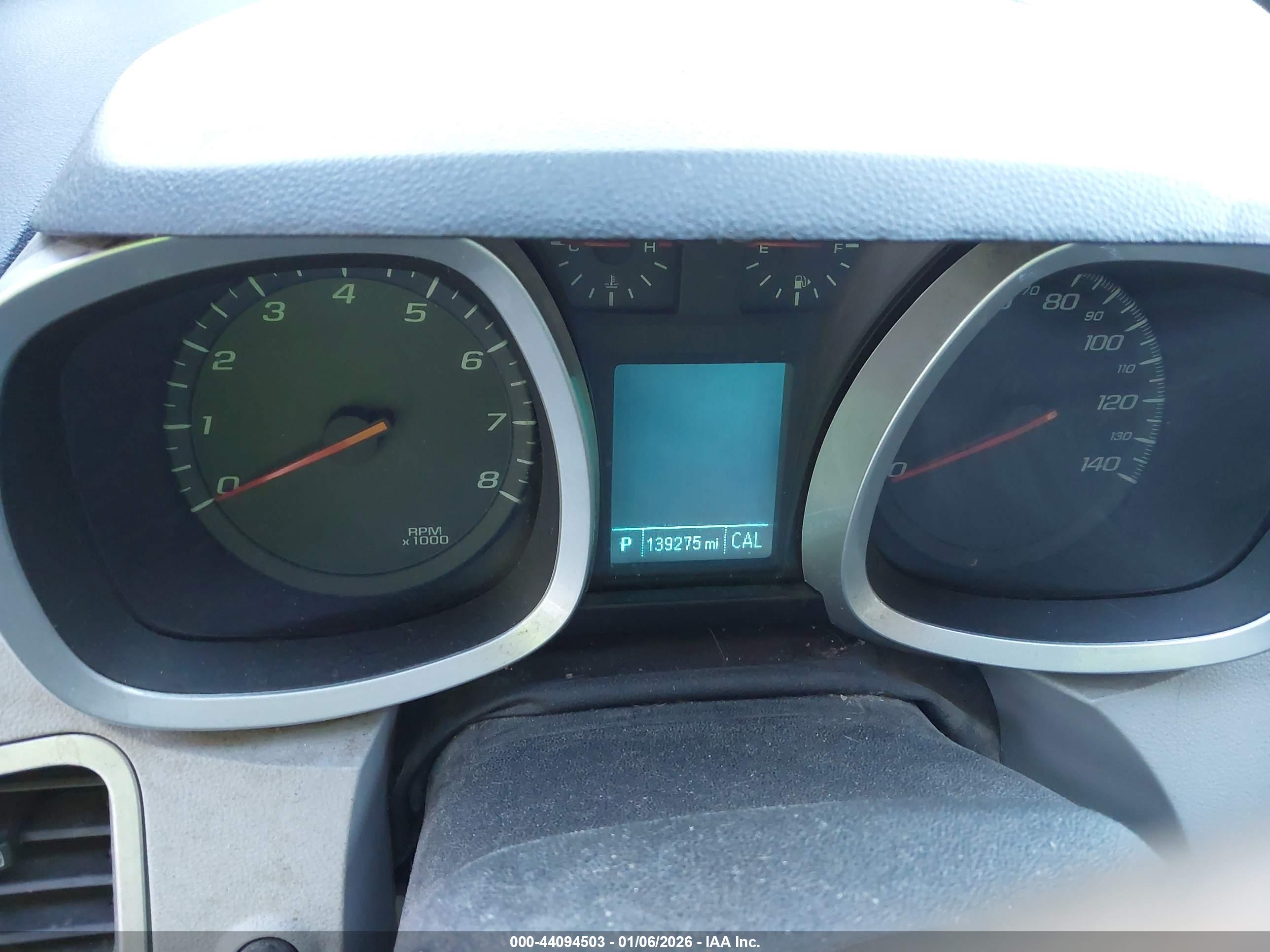 CHEVROLET EQUINOX image 7