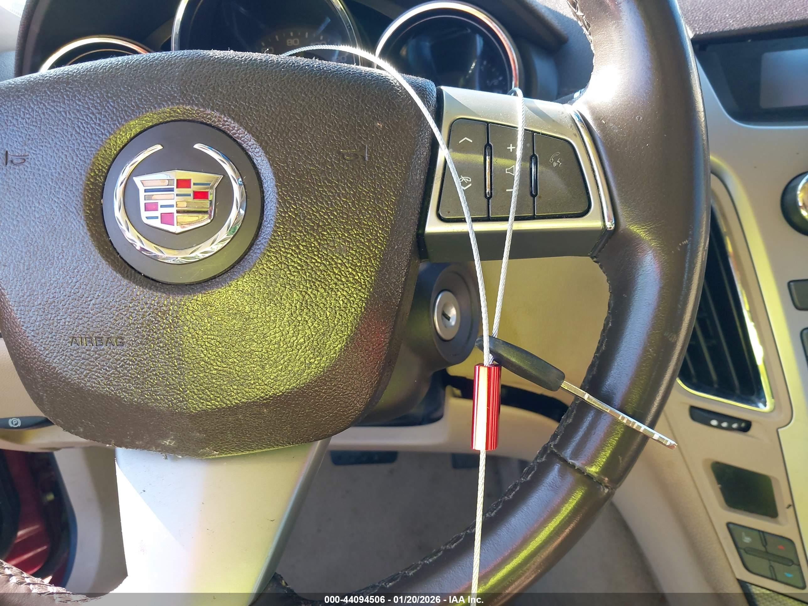 CADILLAC CTS image 11