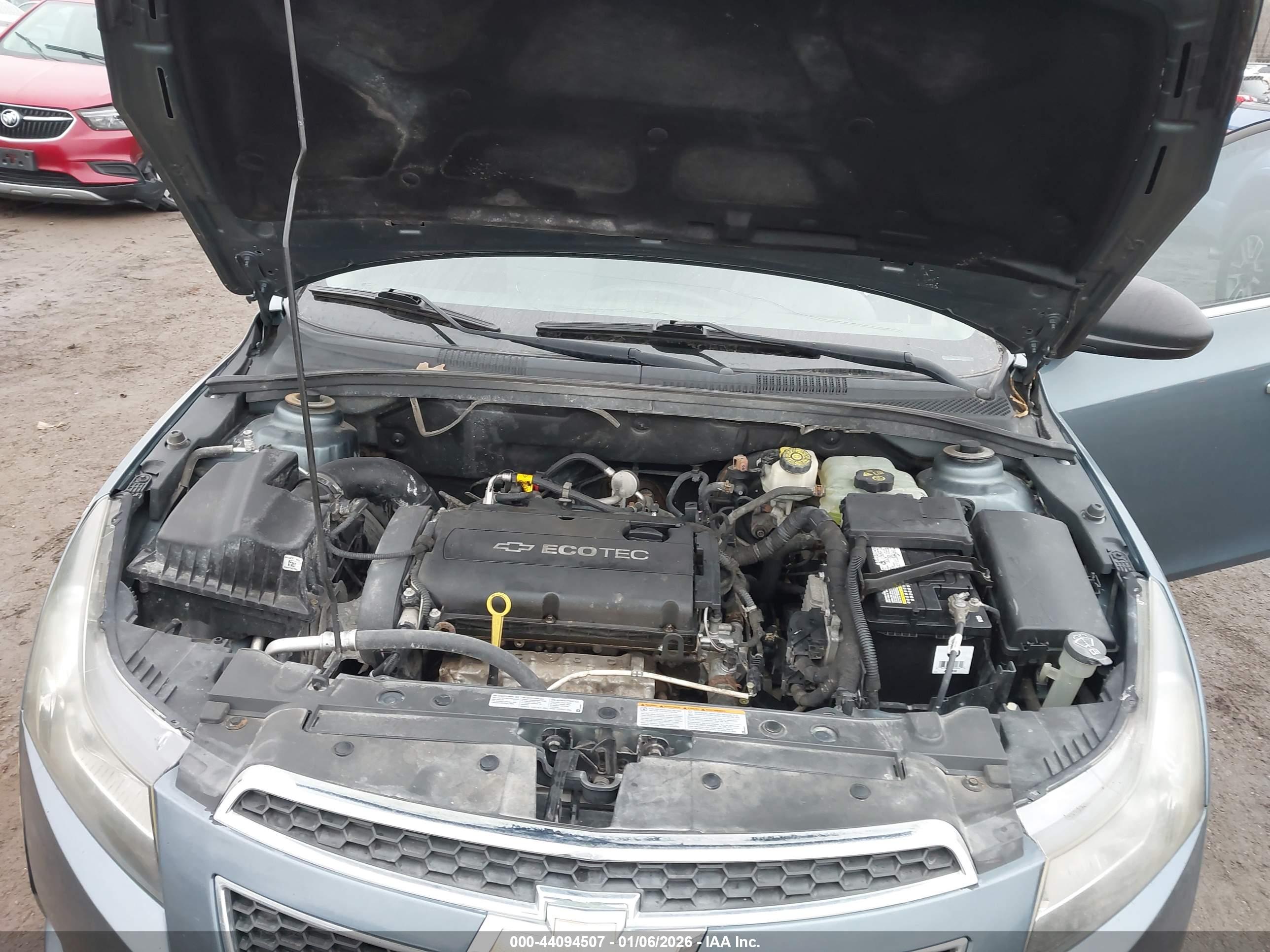 CHEVROLET CRUZE image 10