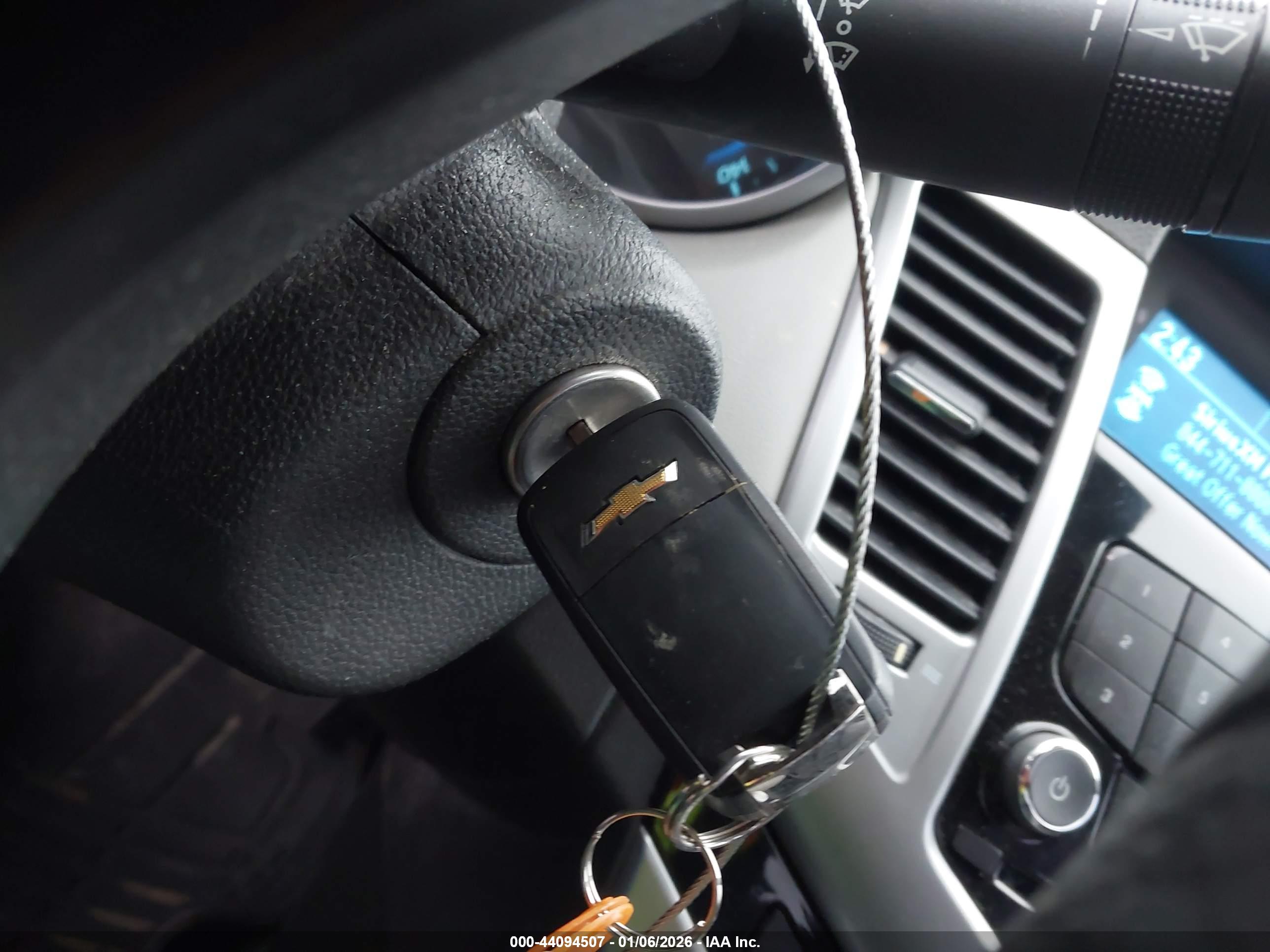 CHEVROLET CRUZE image 11
