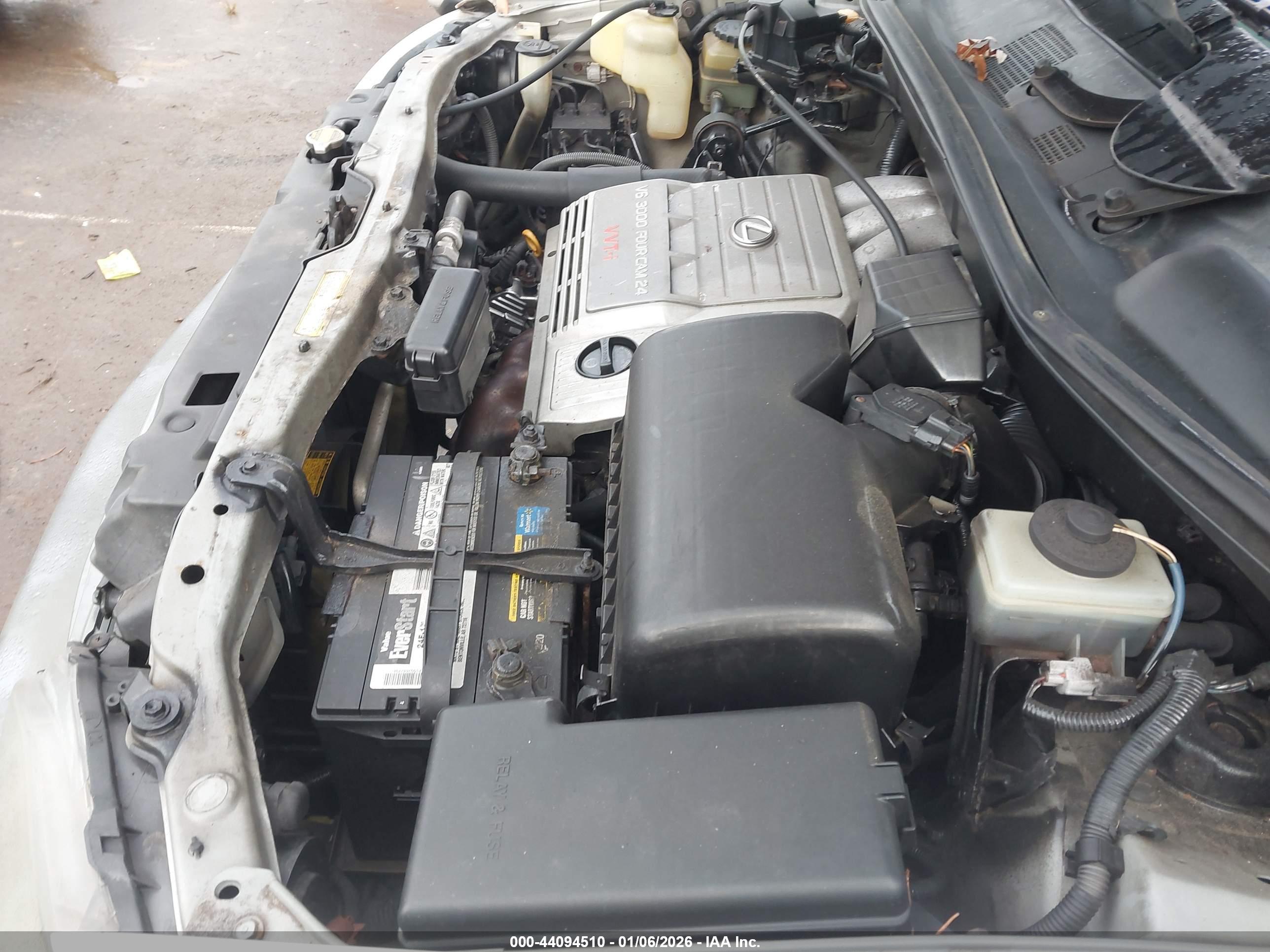 LEXUS RX image 10