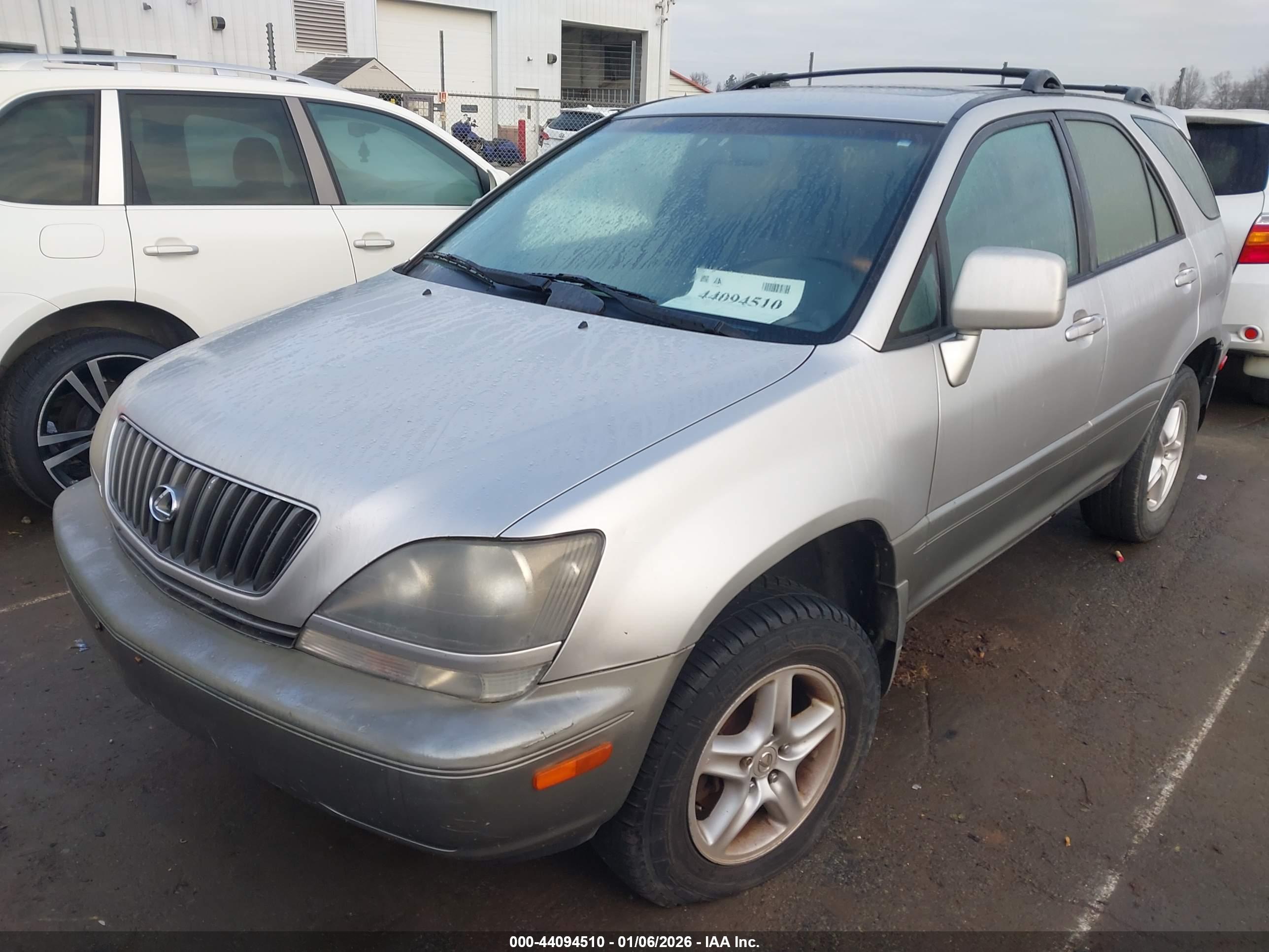 LEXUS RX image 2