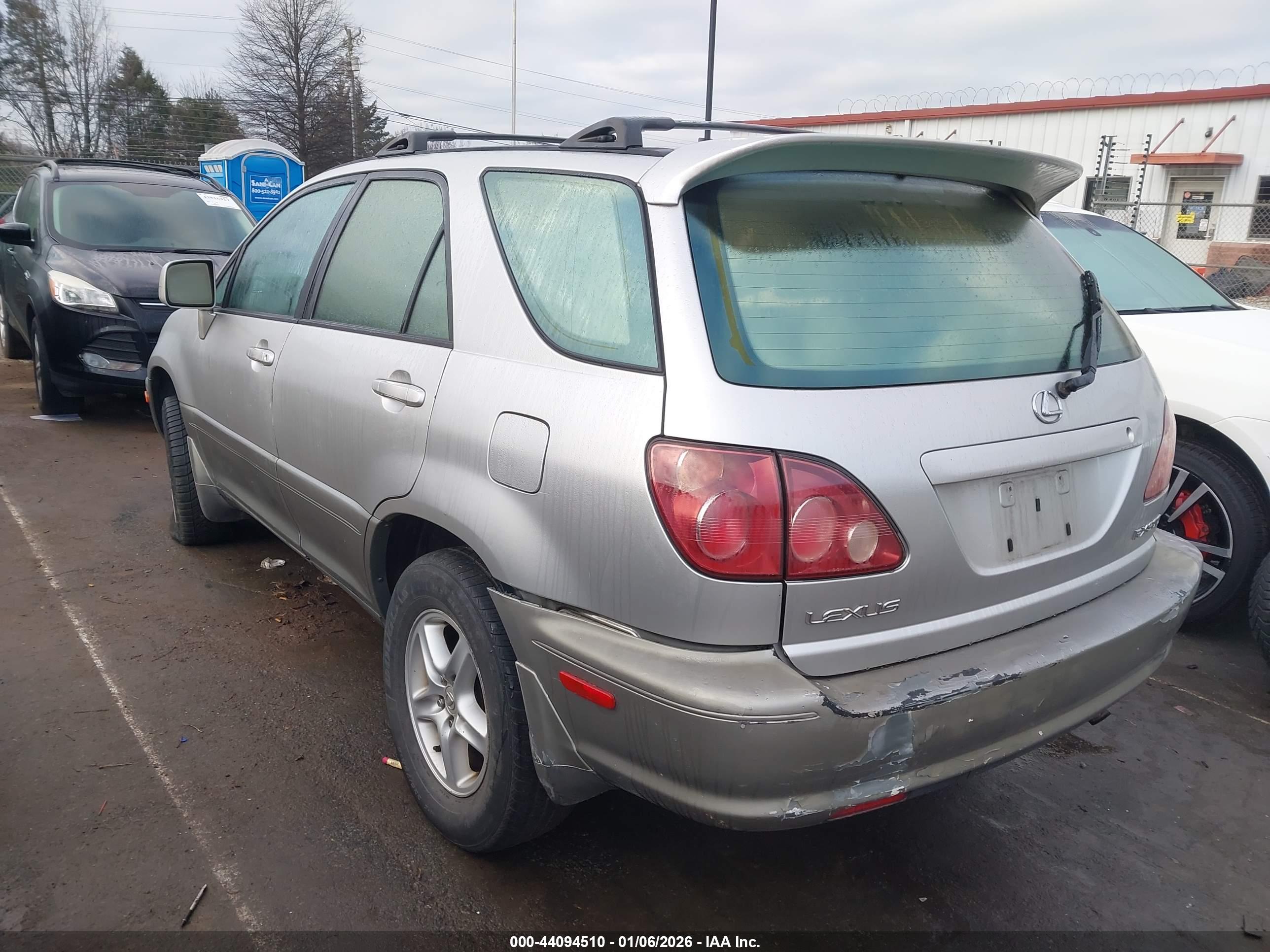 LEXUS RX image 3
