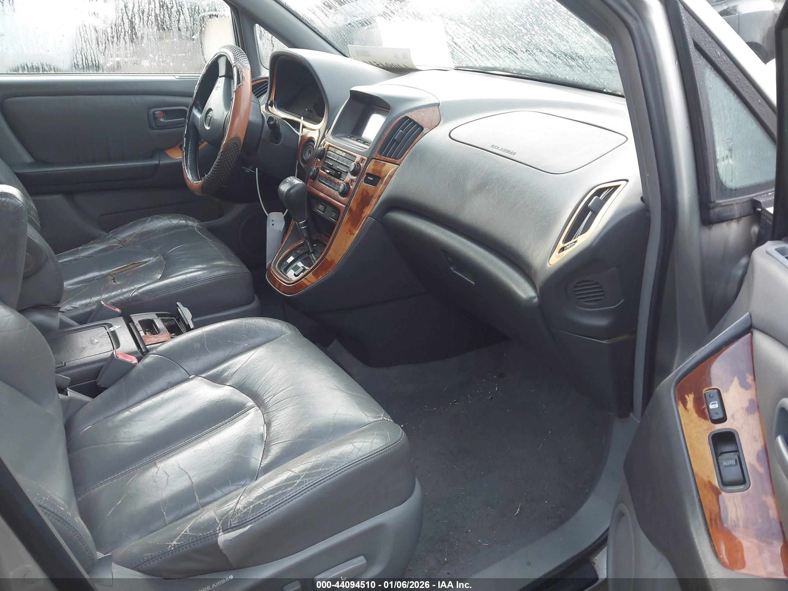 LEXUS RX image 5