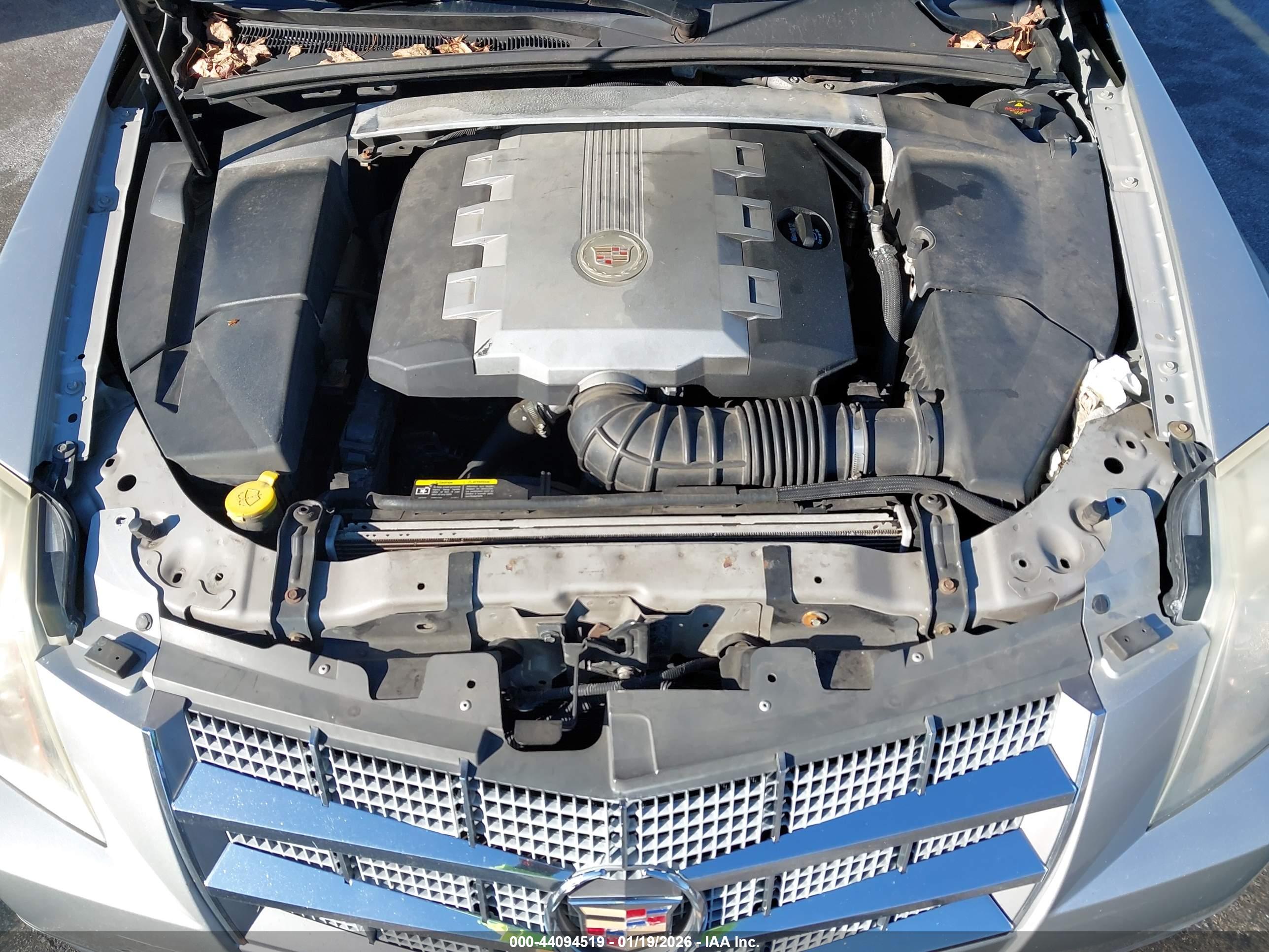 CADILLAC CTS image 10