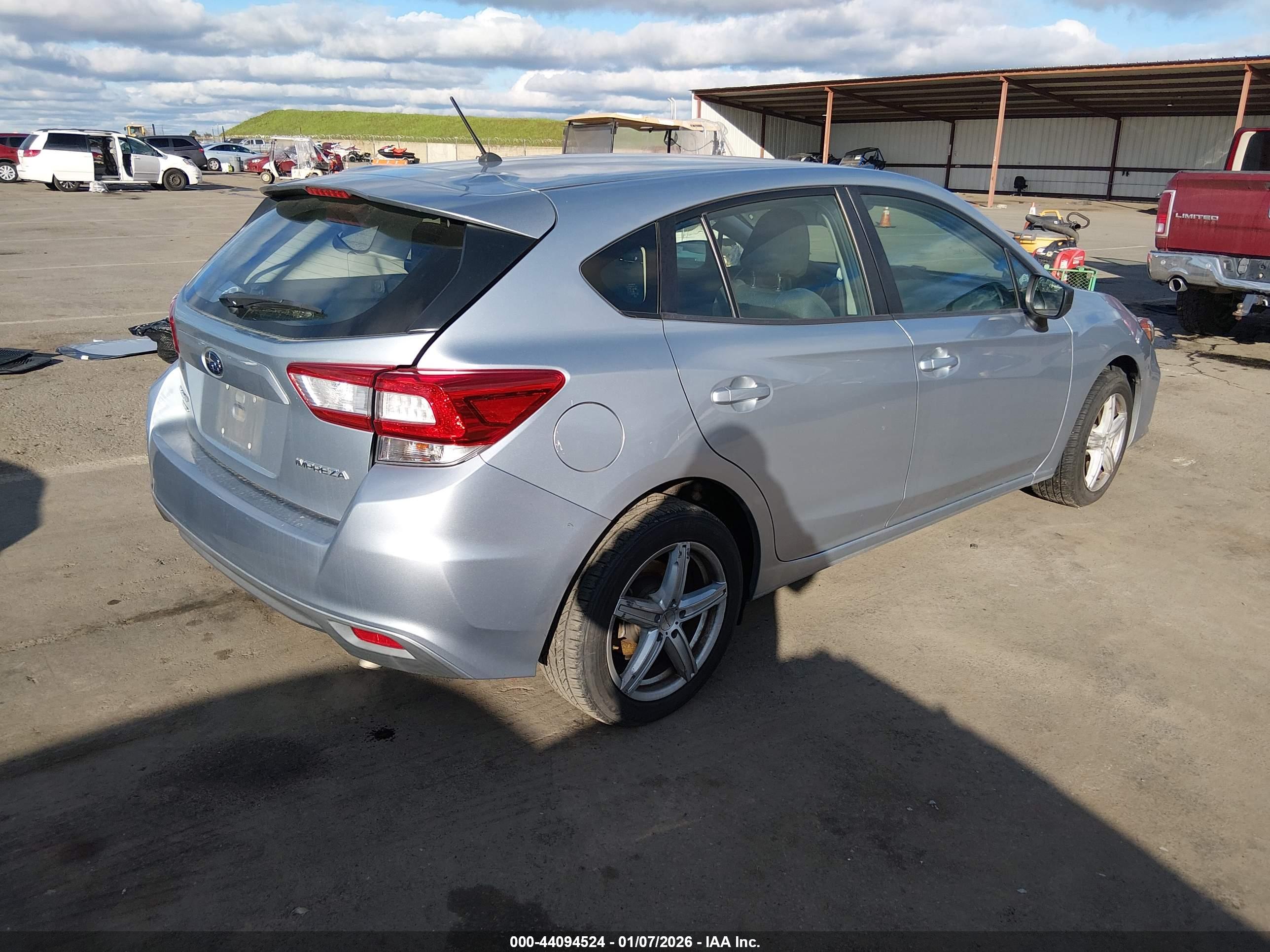 SUBARU IMPREZA image 4
