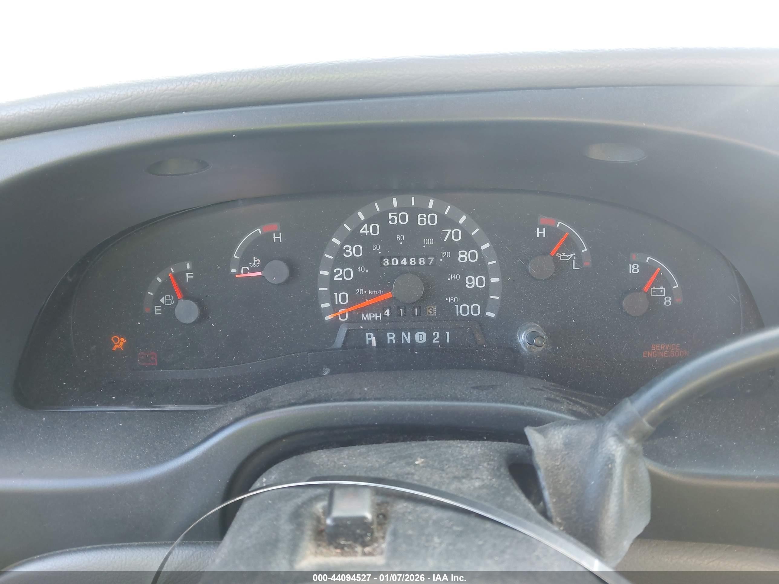 FORD E-250 image 7