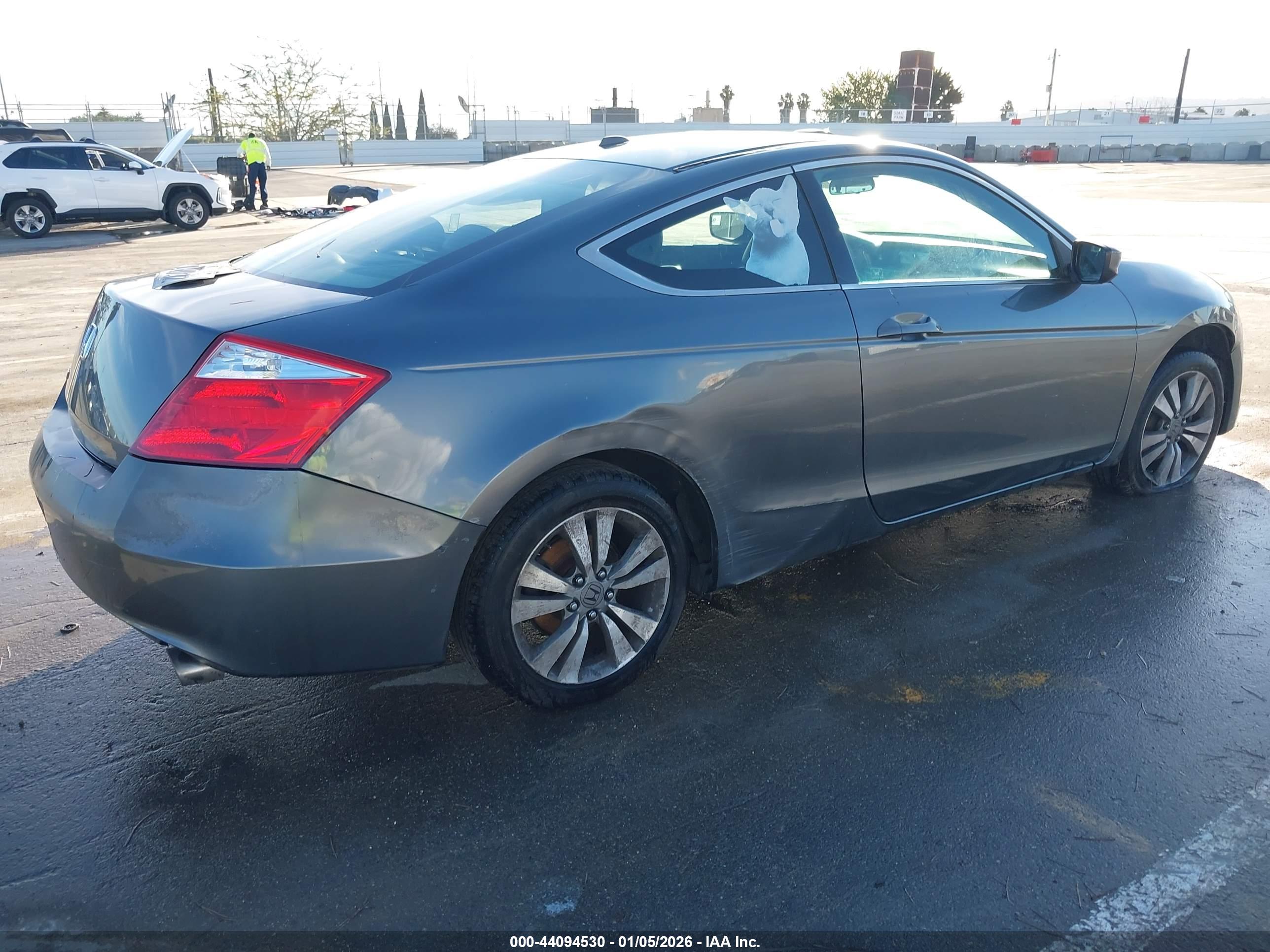 HONDA ACCORD image 4