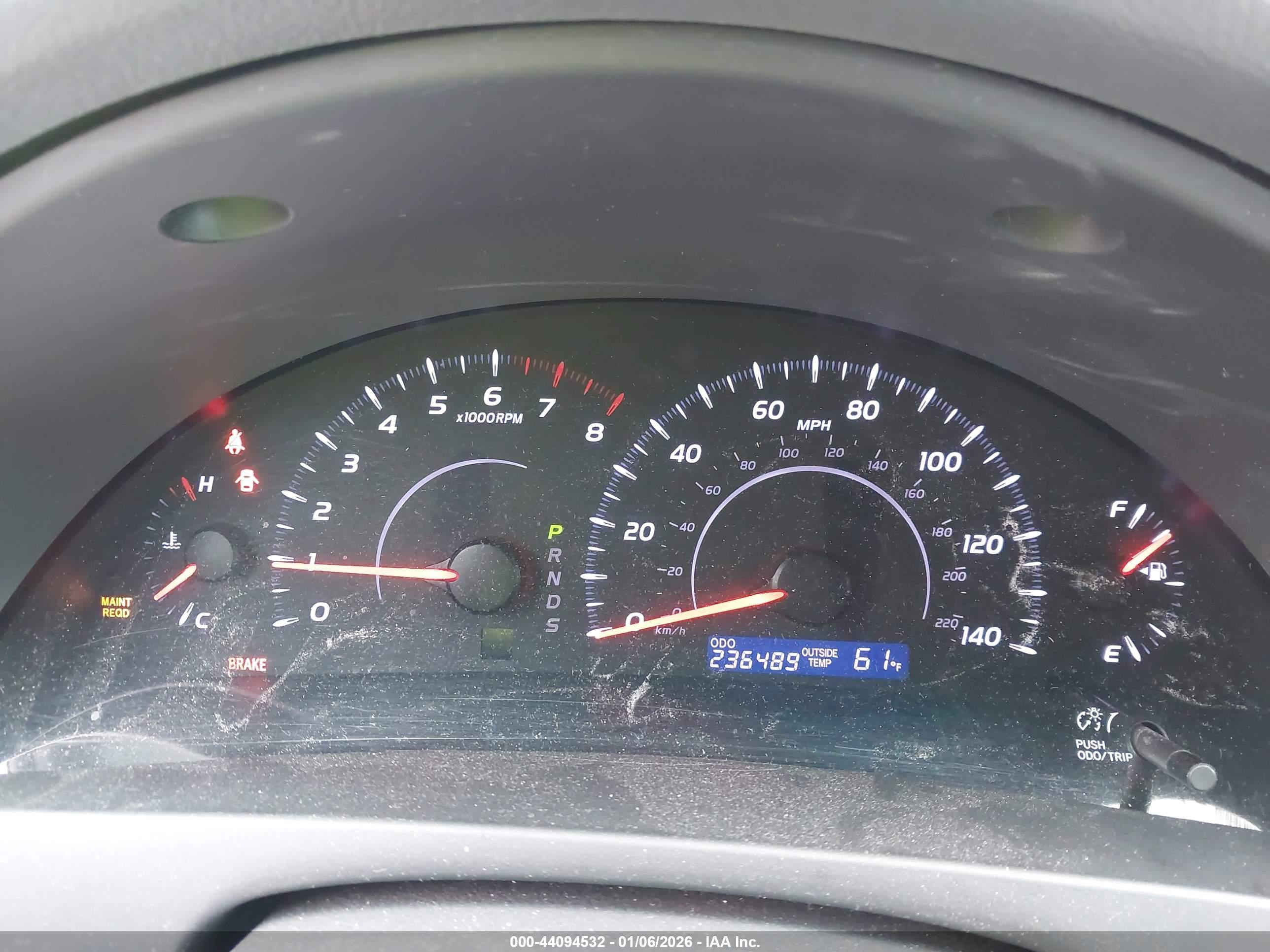 TOYOTA CAMRY image 7