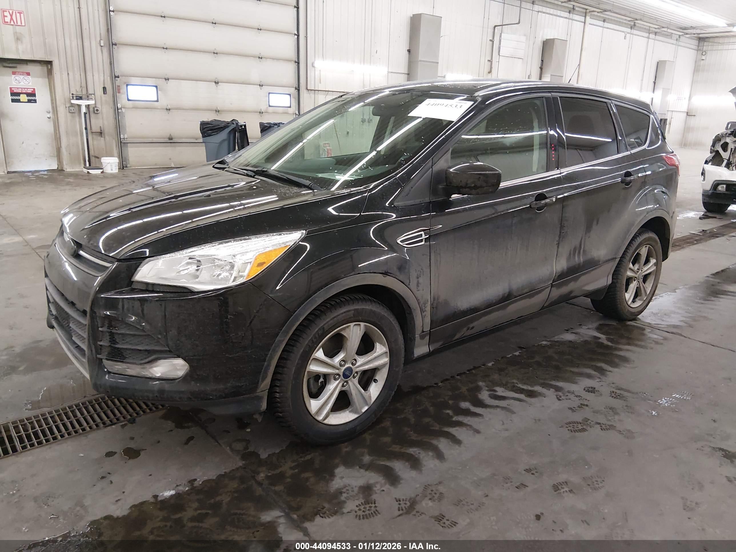 FORD ESCAPE image 2