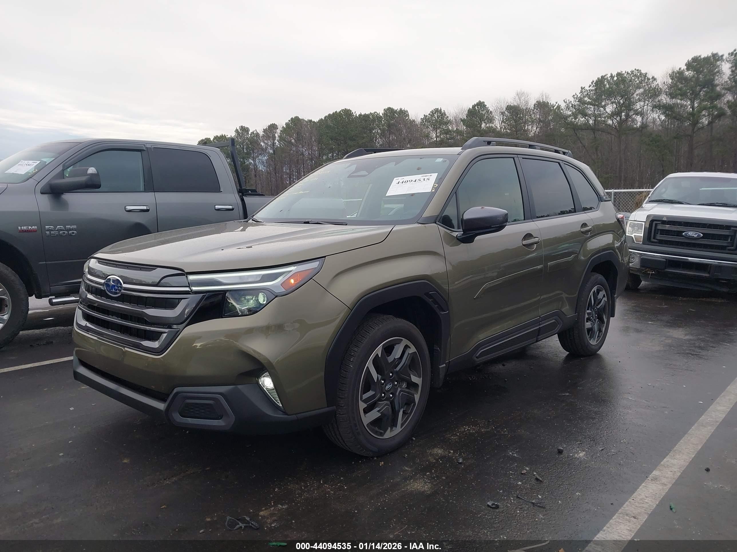 SUBARU FORESTER image 2