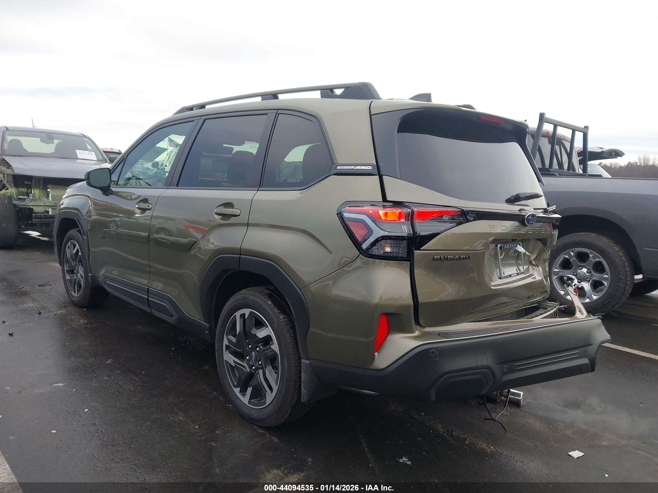 SUBARU FORESTER image 3