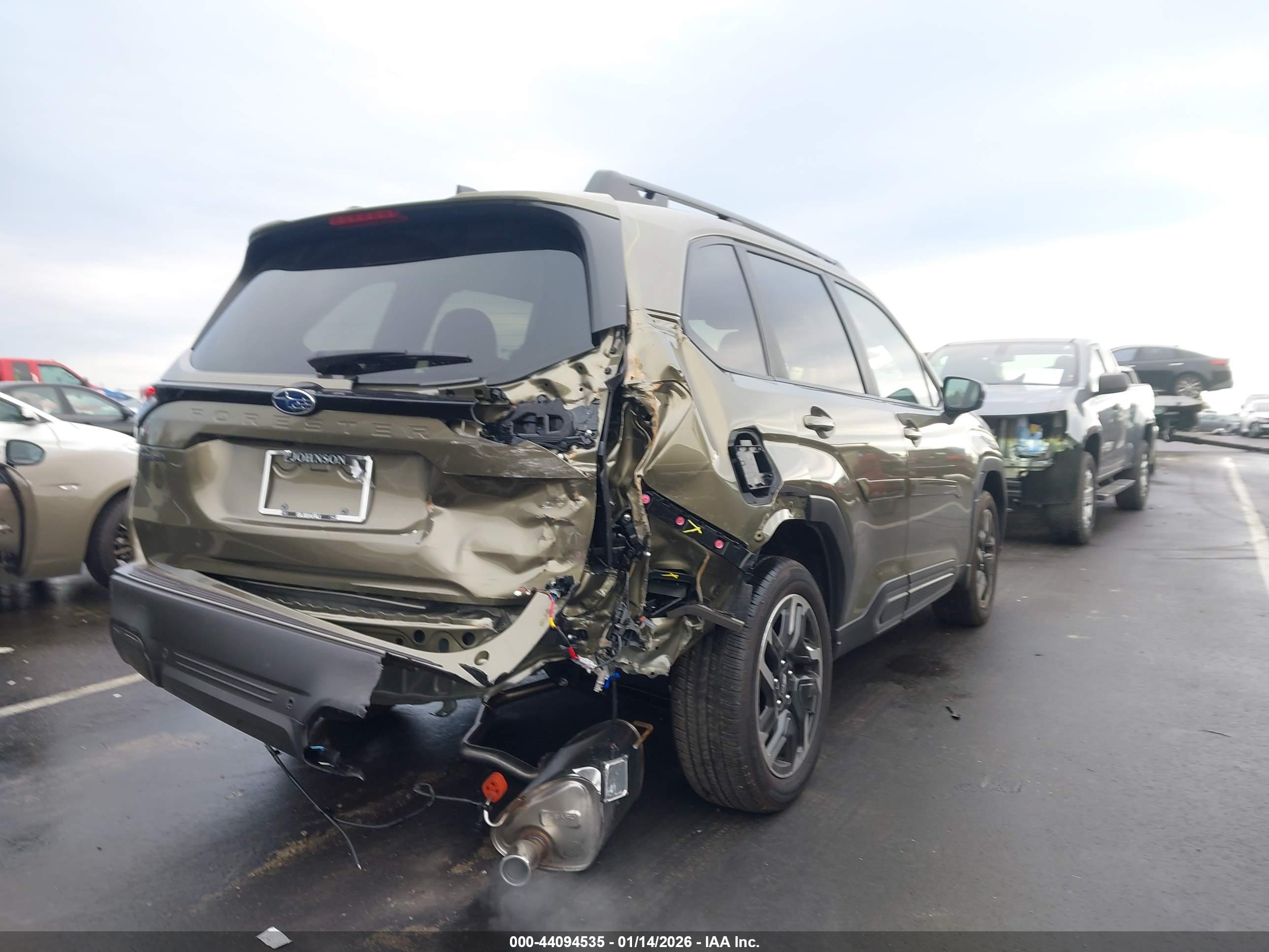 SUBARU FORESTER image 4