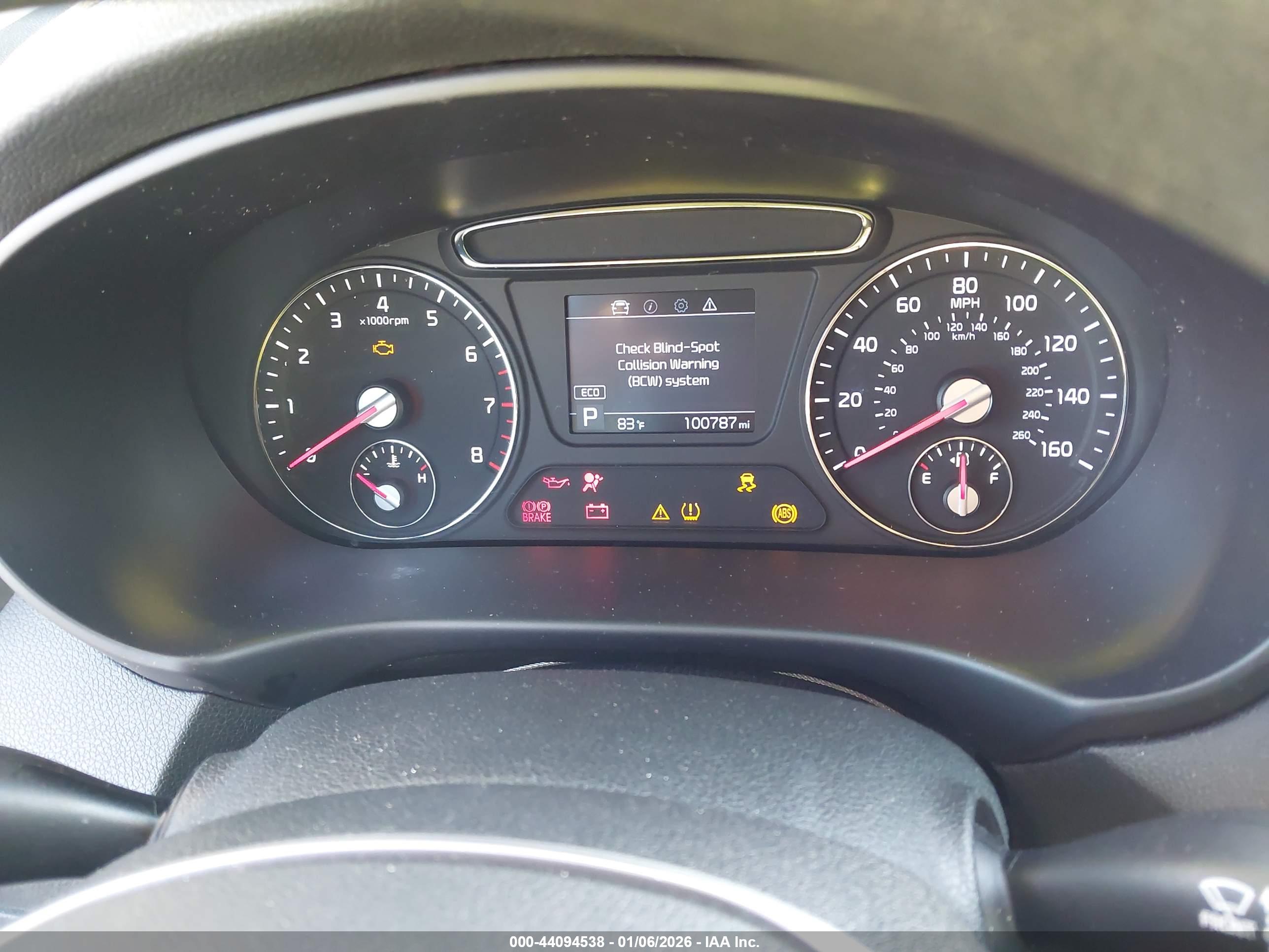 KIA SORENTO image 7
